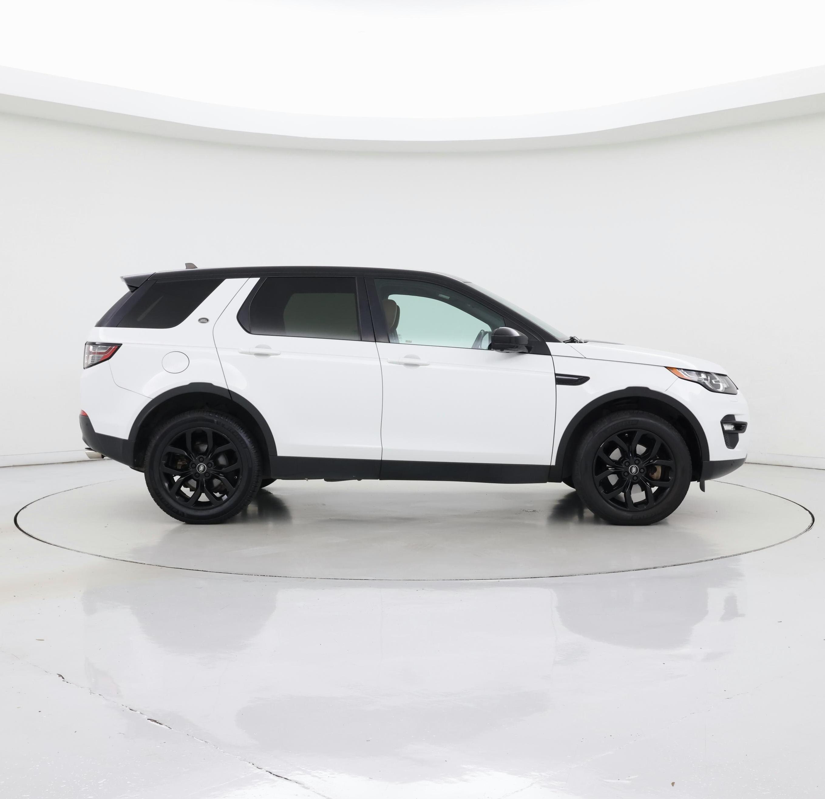 Thumbnail: 2015 Land Rover Discovery Sport - 7