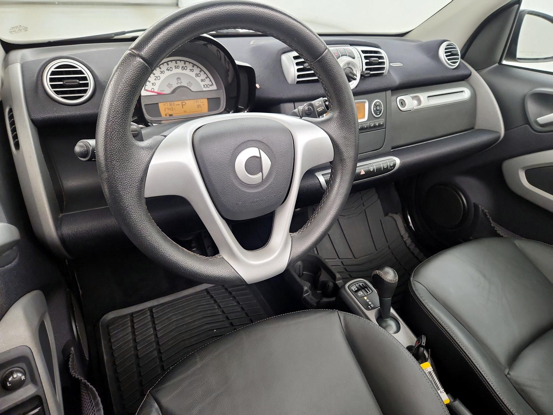 Thumbnail: 2014 smart fortwo - 9