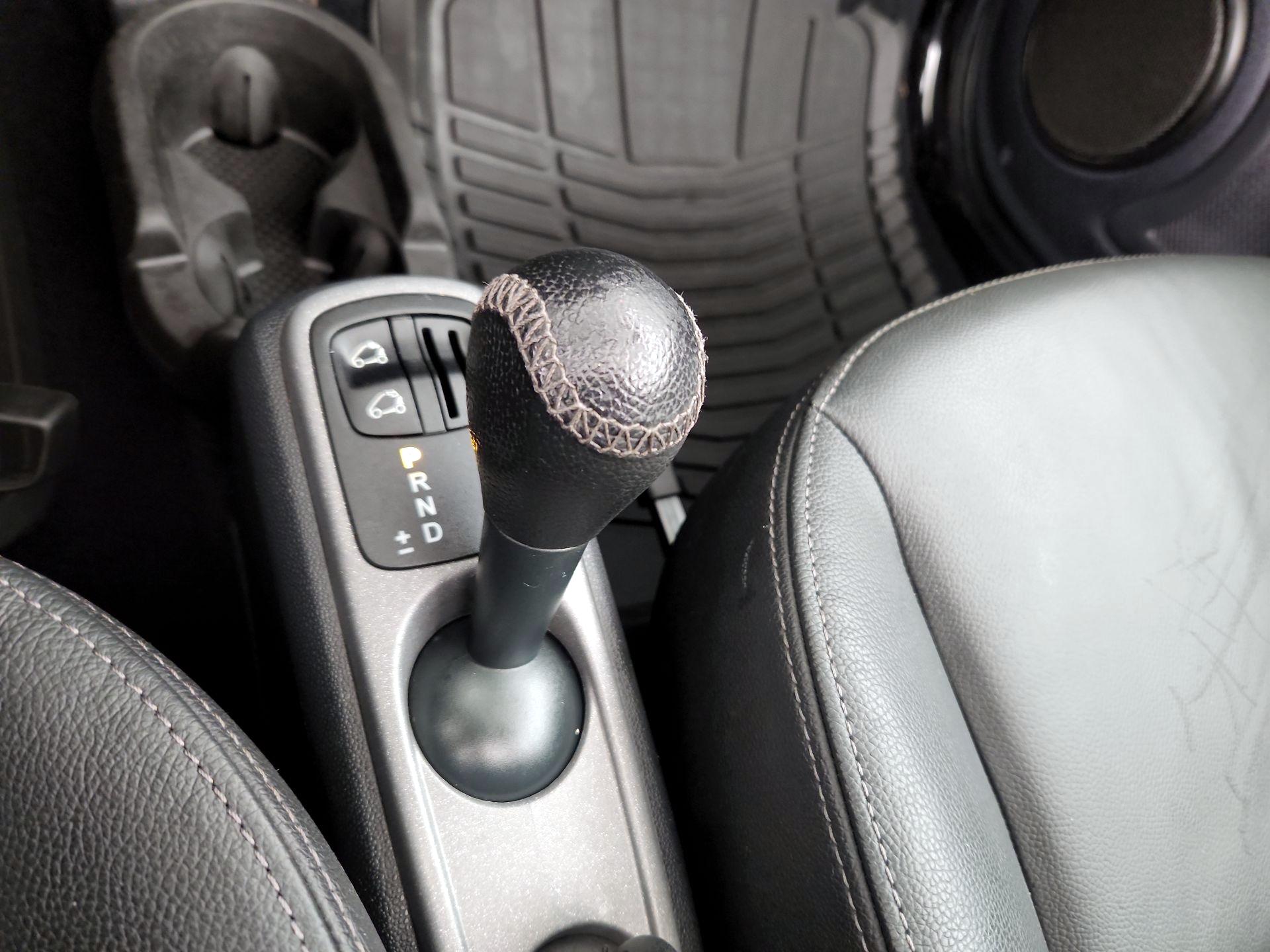 Thumbnail: 2014 smart fortwo - 15
