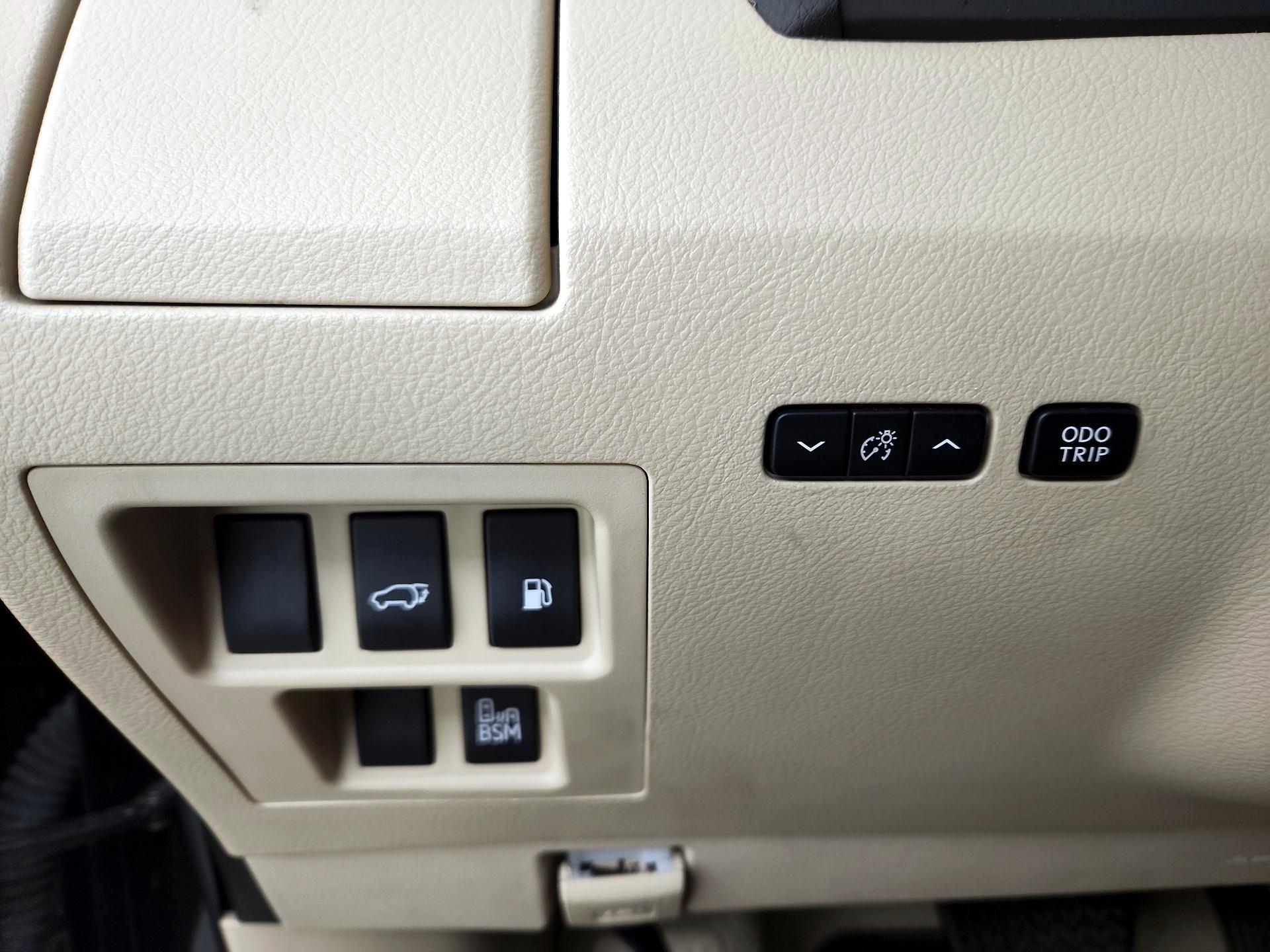 Thumbnail: 2013 Lexus RX - 13