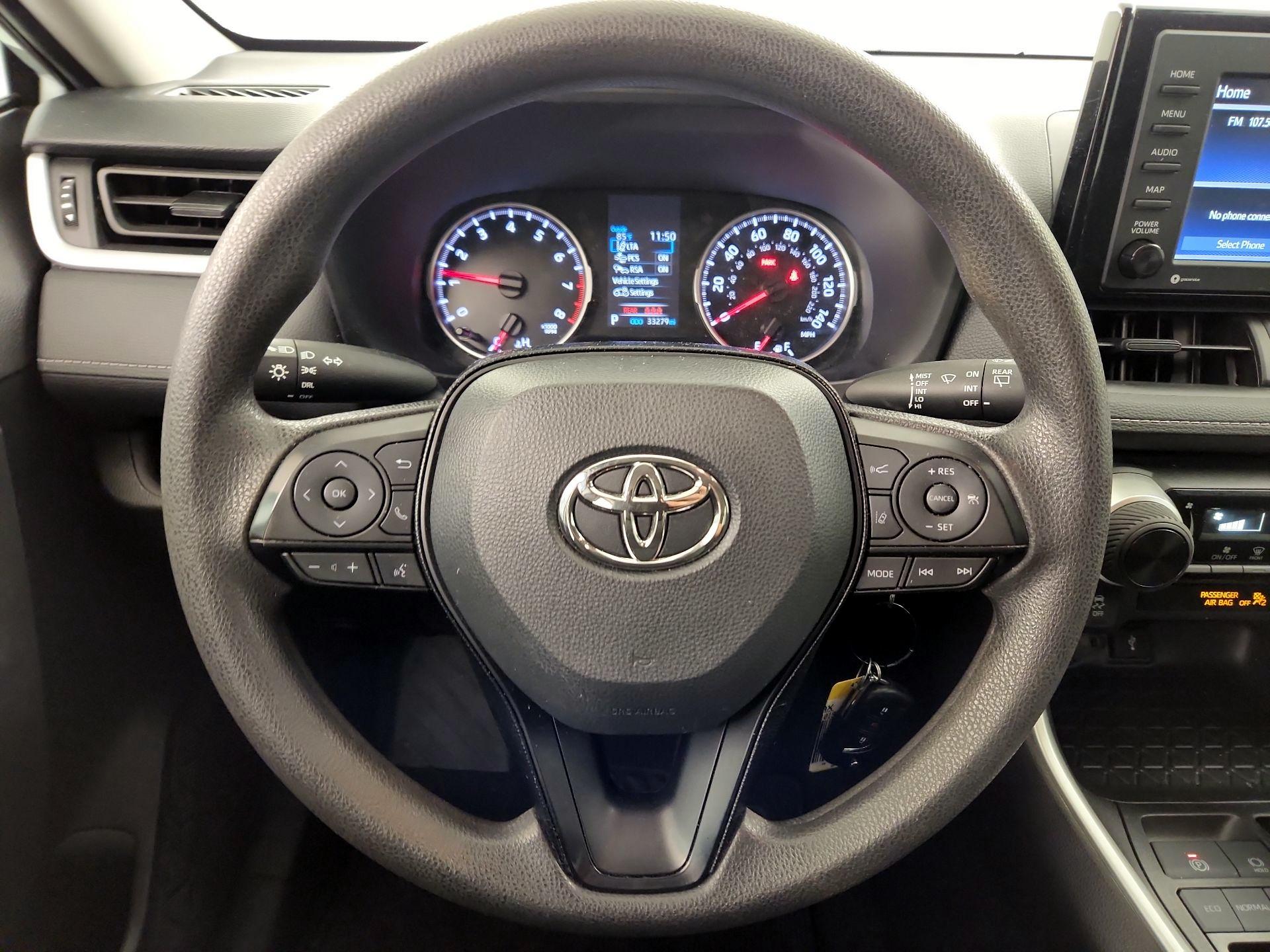 Thumbnail: 2020 Toyota RAV4 - 10
