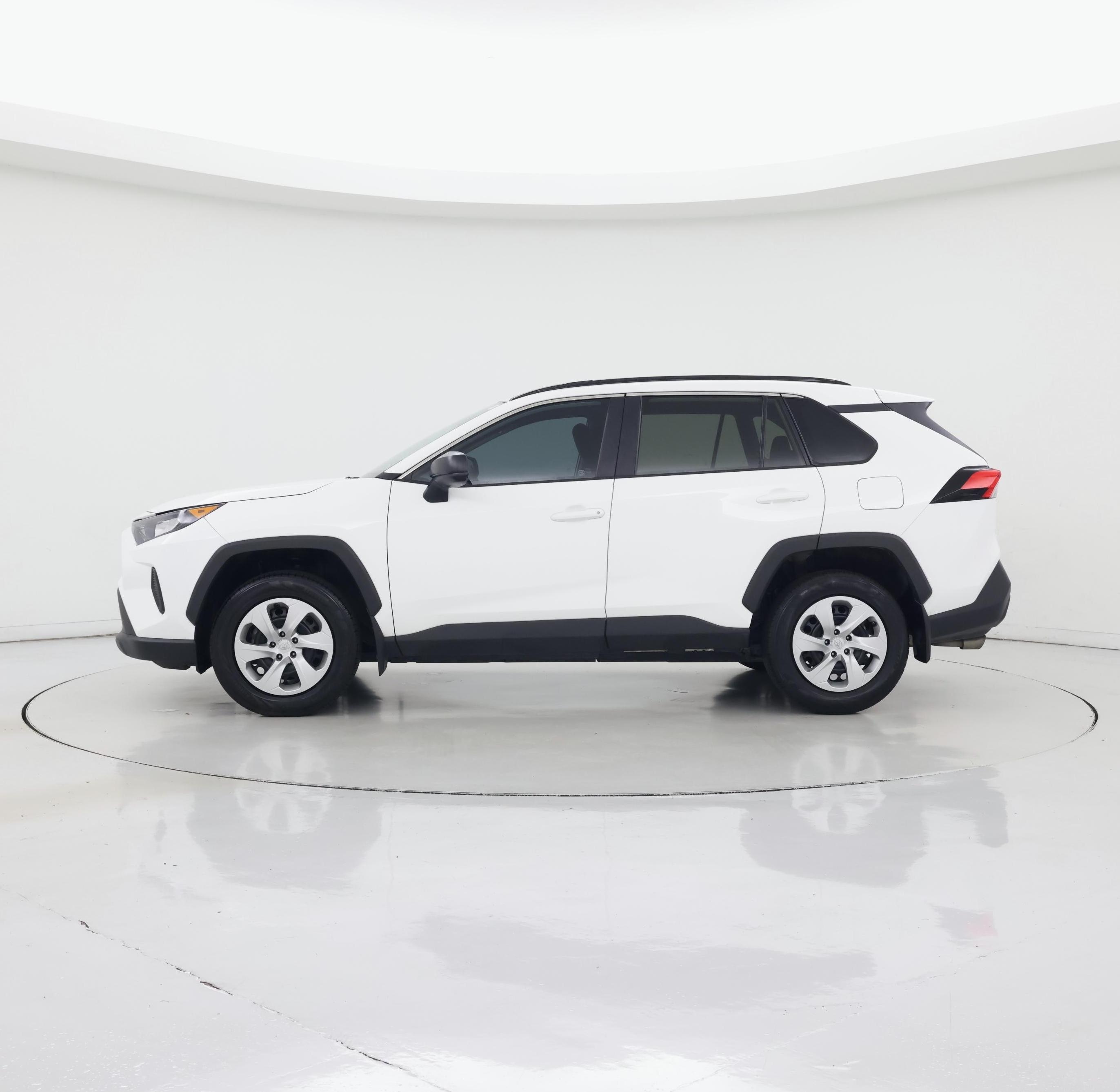 Thumbnail: 2020 Toyota RAV4 - 3