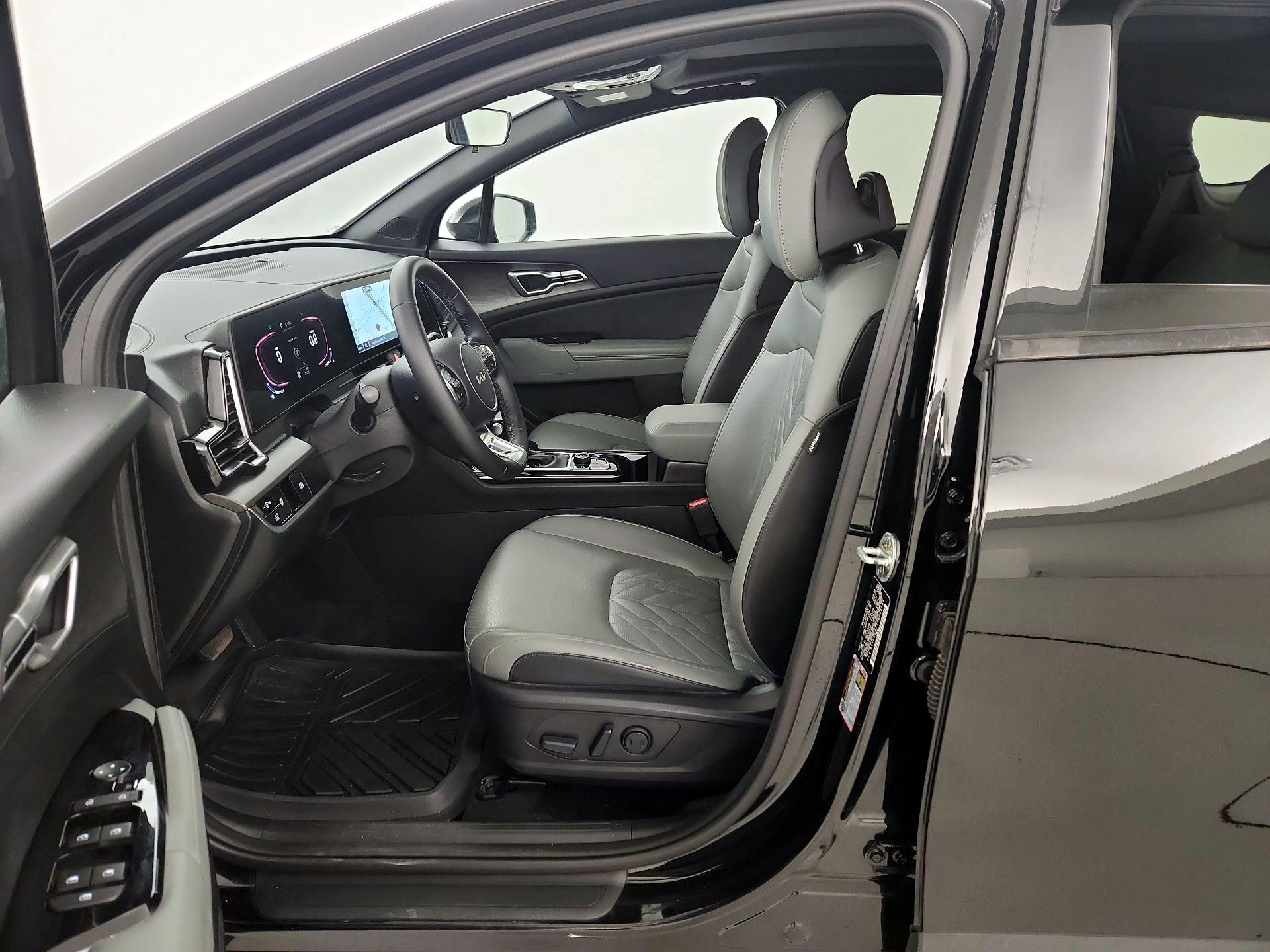 Thumbnail: 2023 Kia Sportage - 11