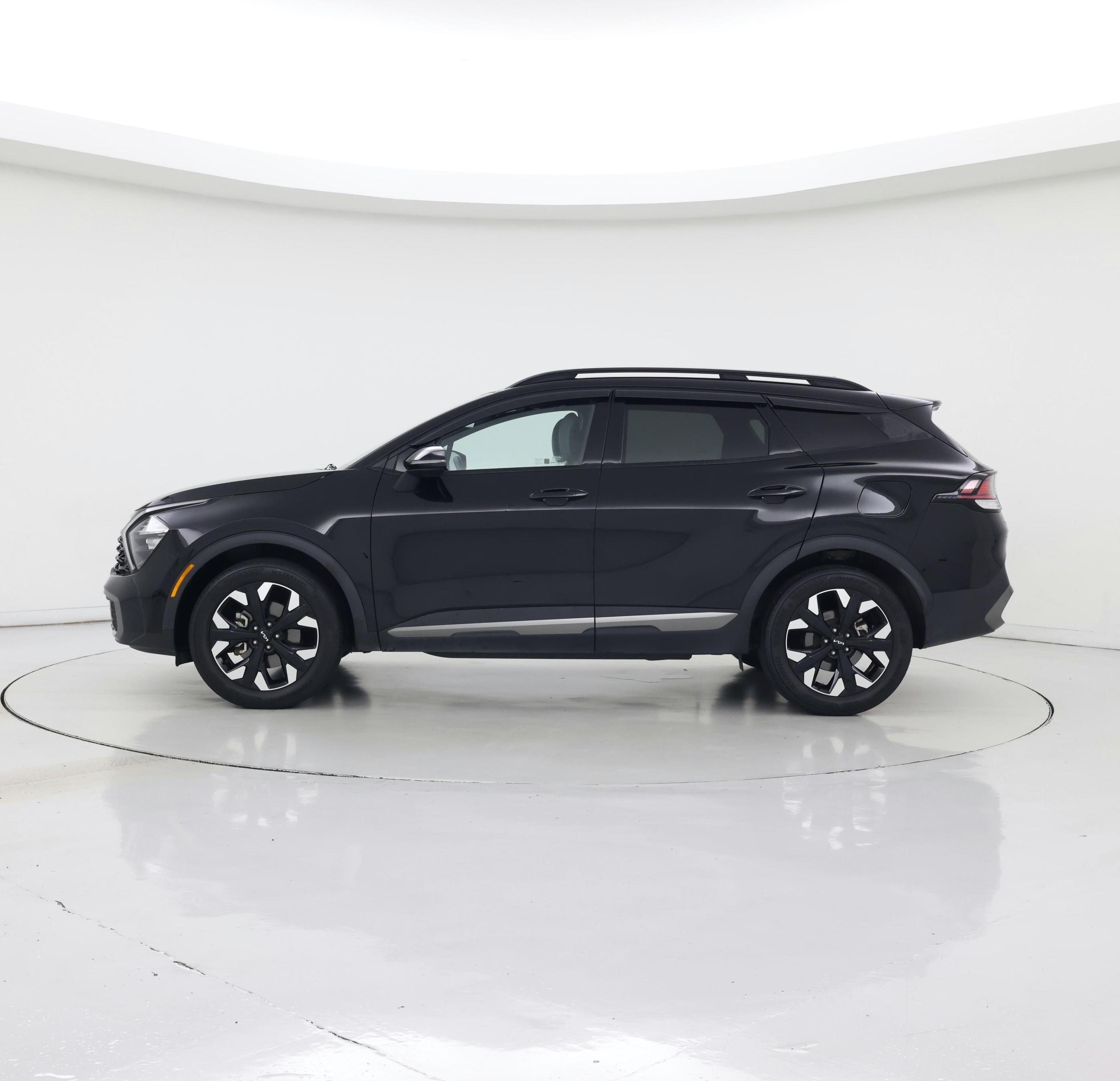 Thumbnail: 2023 Kia Sportage - 3