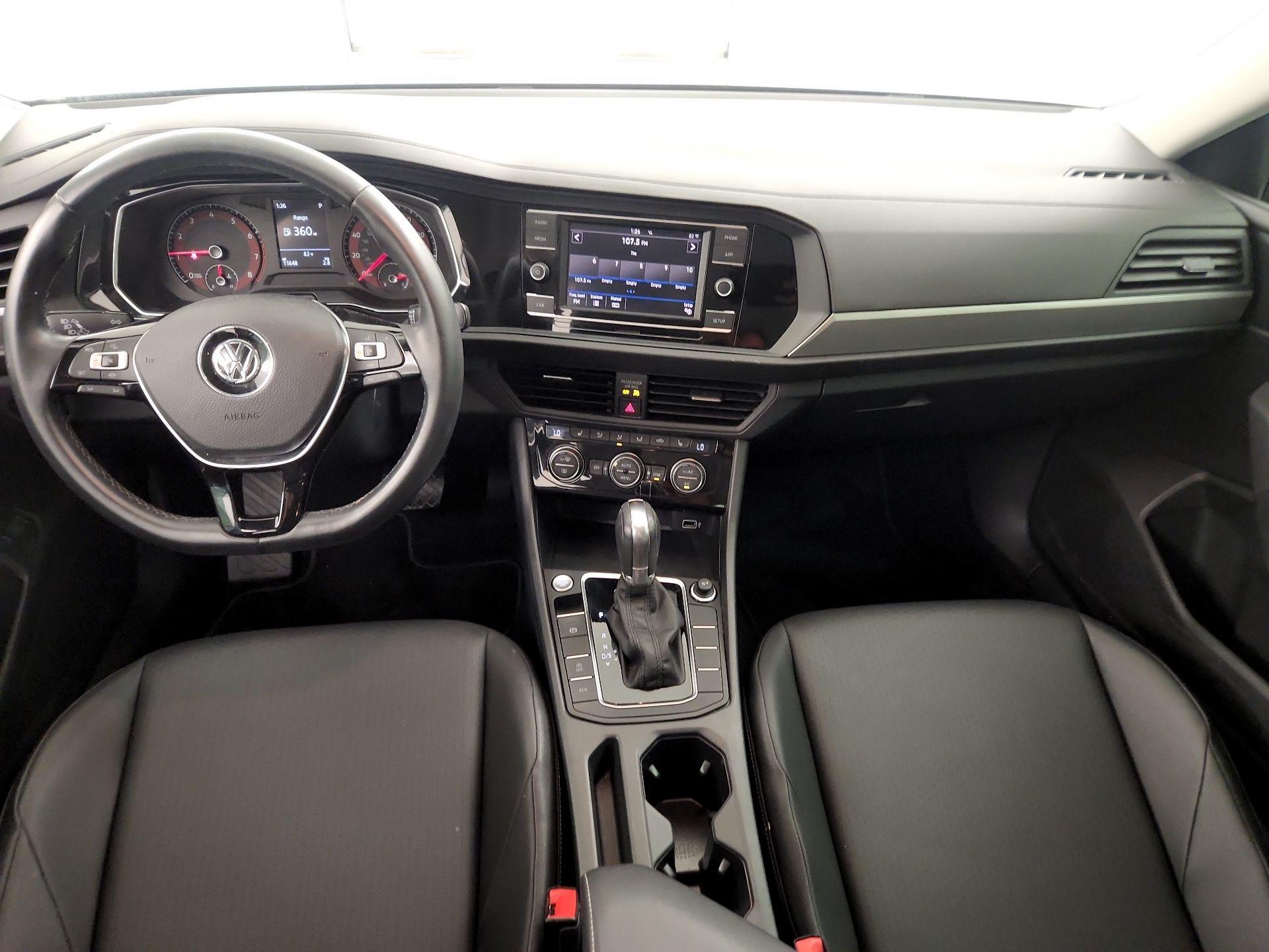 Thumbnail: 2019 Volkswagen Jetta - 9