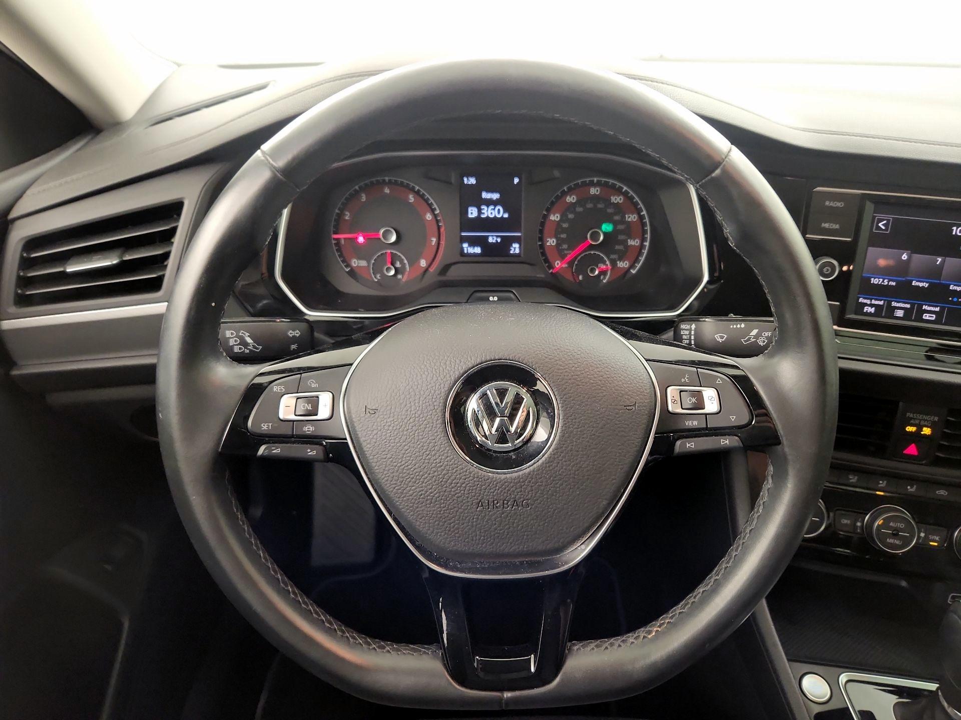 Thumbnail: 2019 Volkswagen Jetta - 10