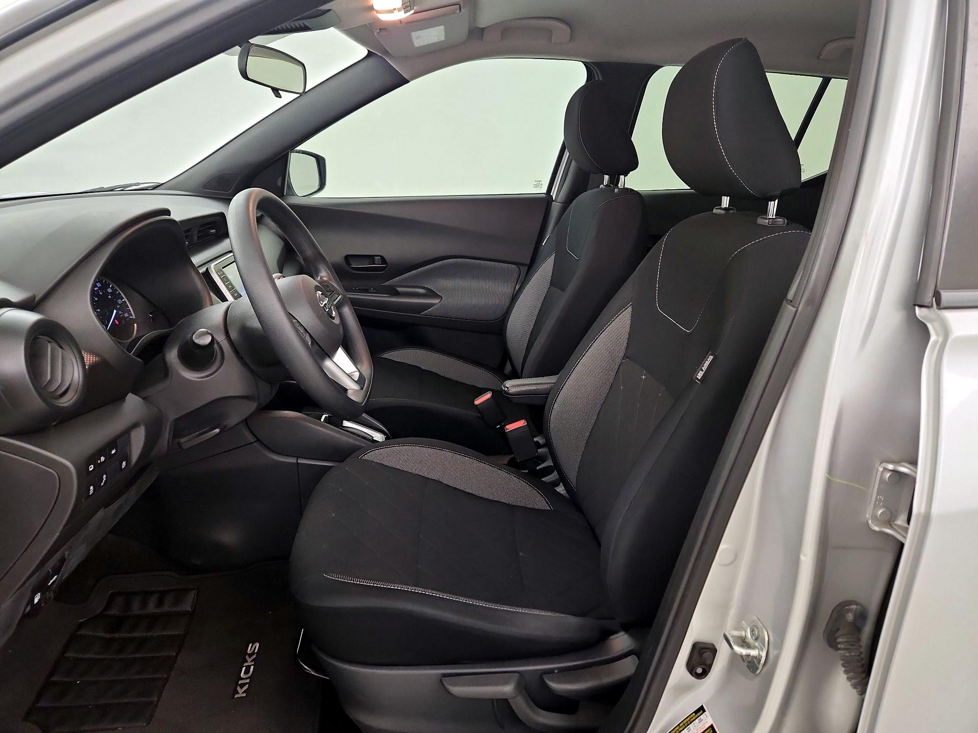 Thumbnail: 2020 Nissan Kicks - 11
