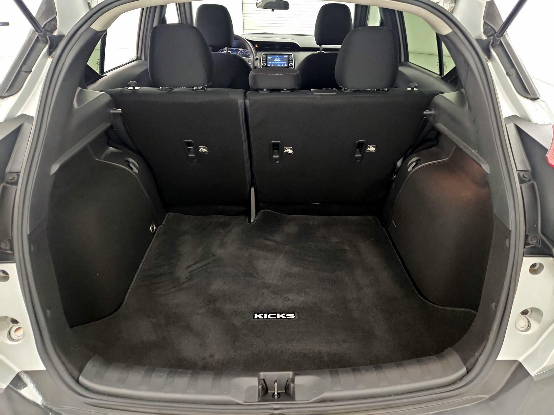 Thumbnail: 2020 Nissan Kicks - 20