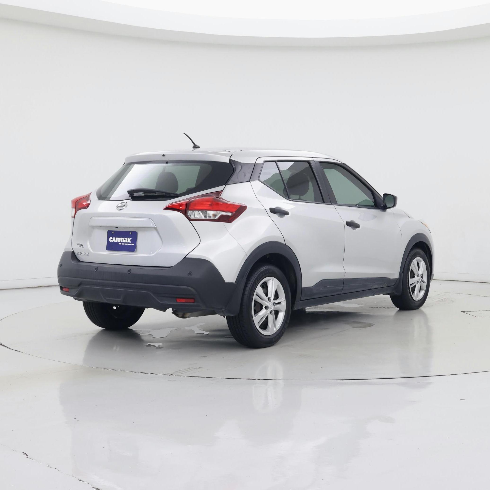 Thumbnail: 2020 Nissan Kicks - 8