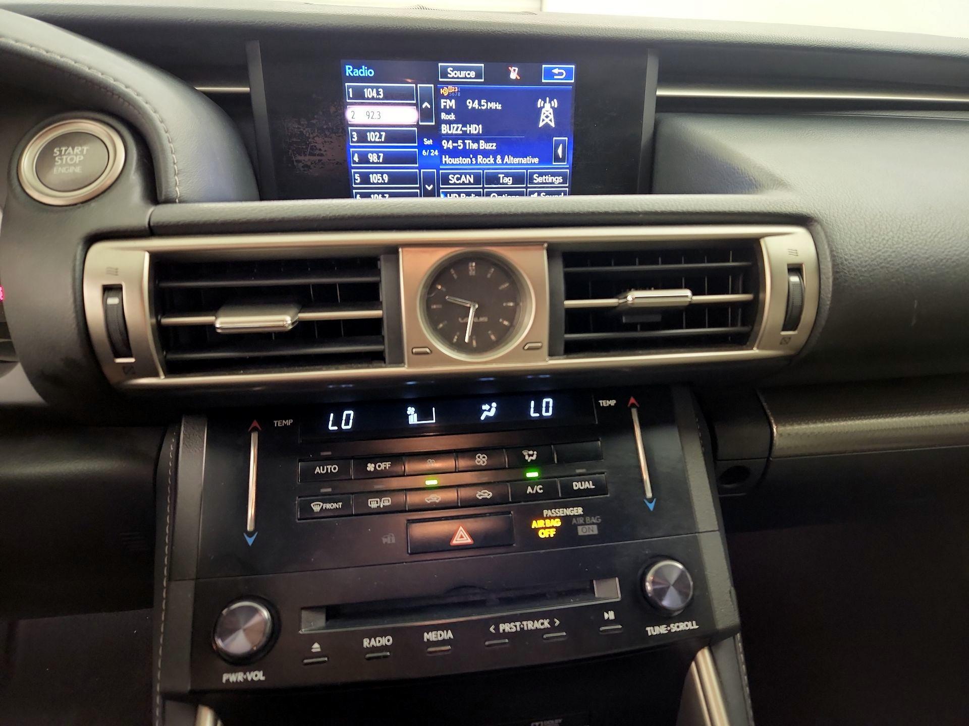 Thumbnail: 2014 Lexus IS - 16