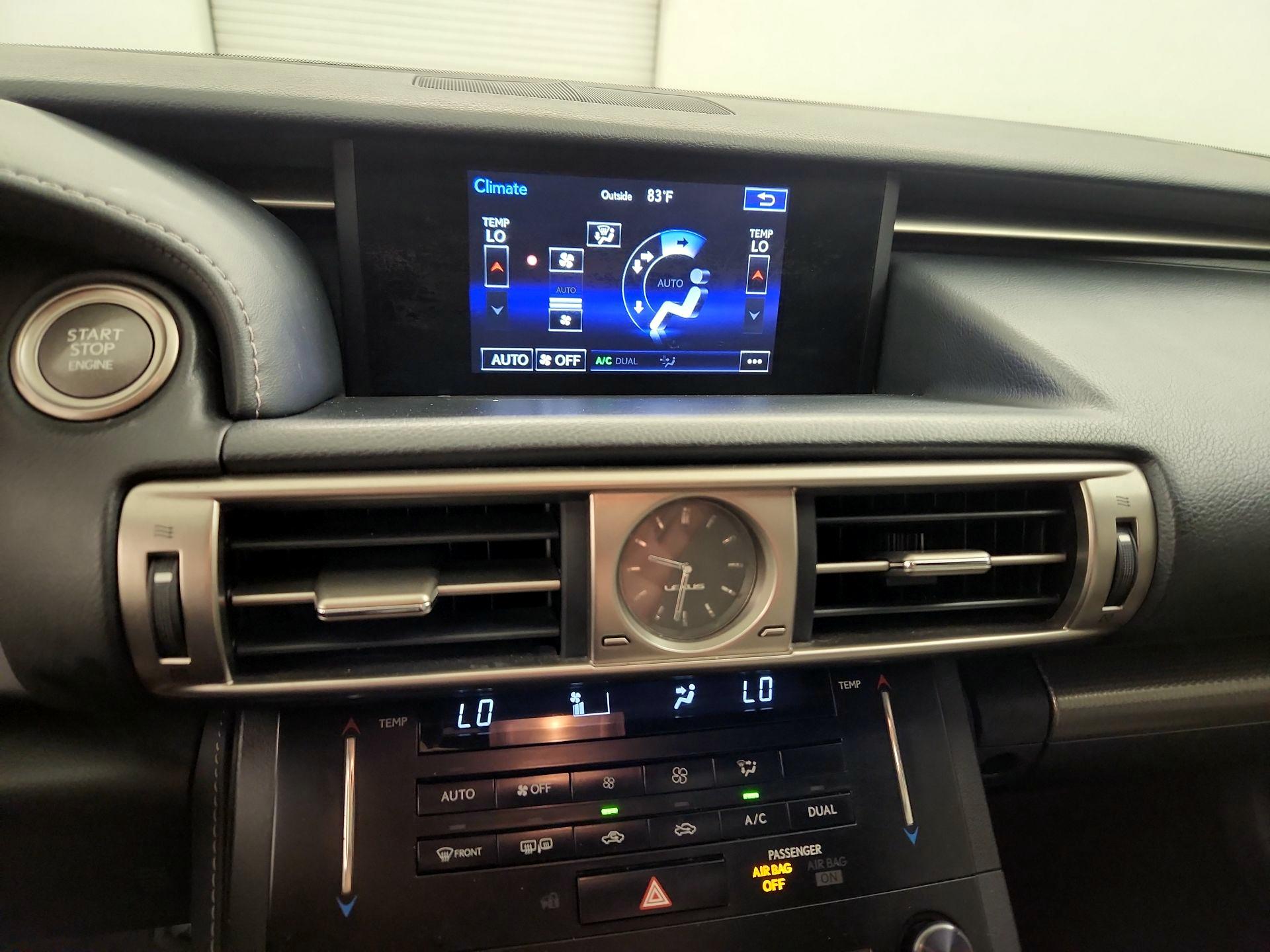 Thumbnail: 2014 Lexus IS - 17