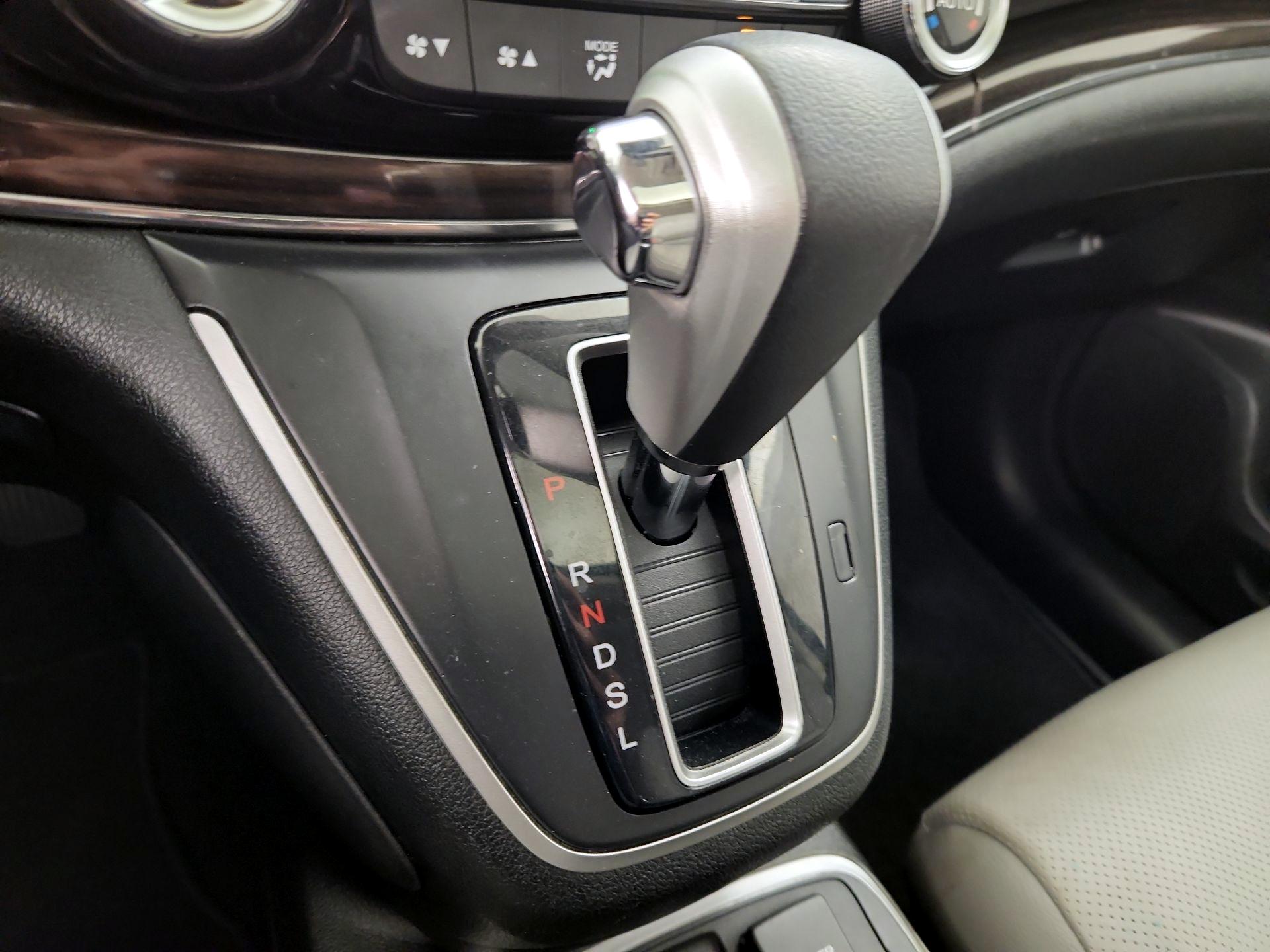 Thumbnail: 2016 Honda CR-V - 17