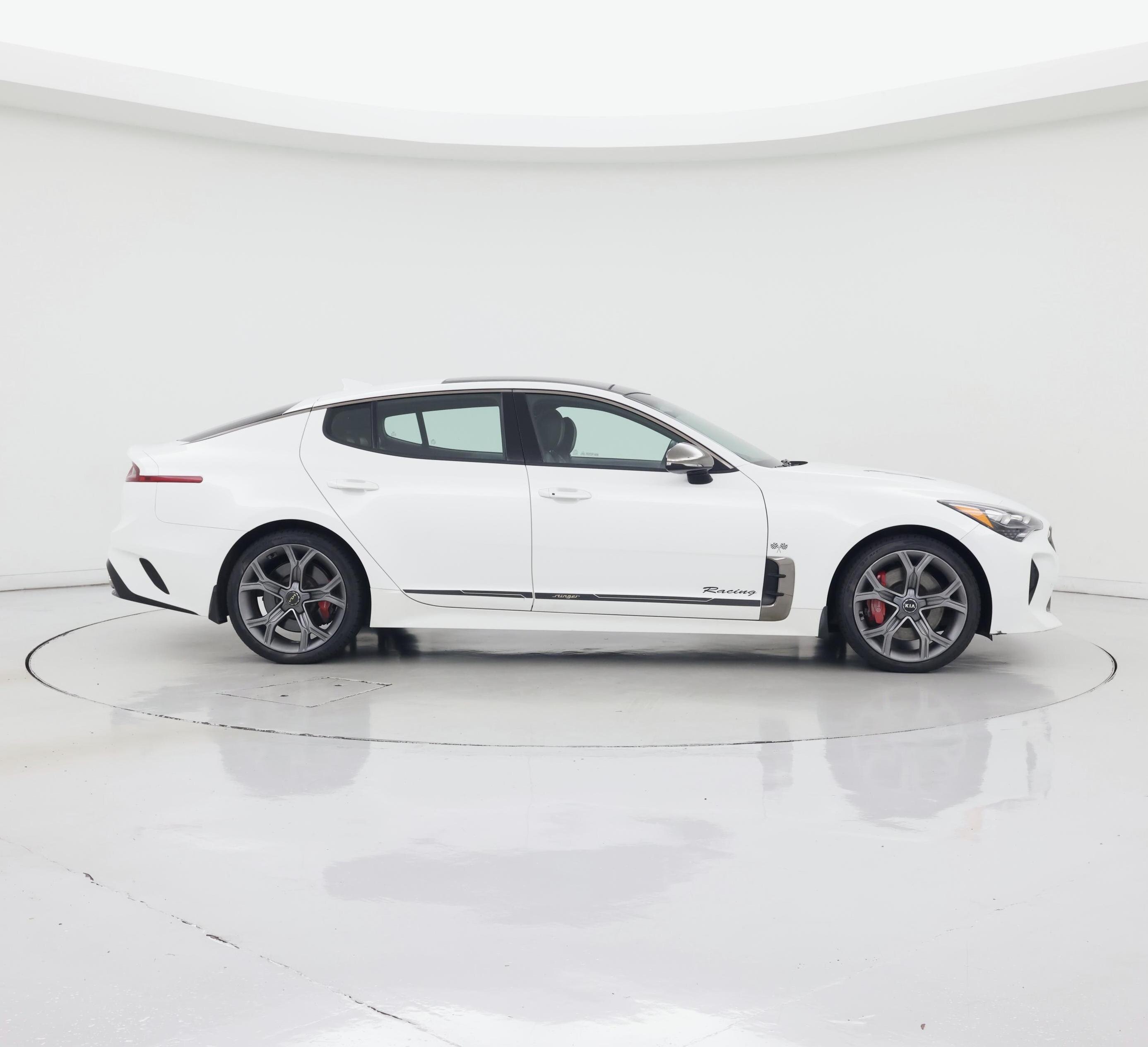 Thumbnail: 2020 Kia Stinger - 7