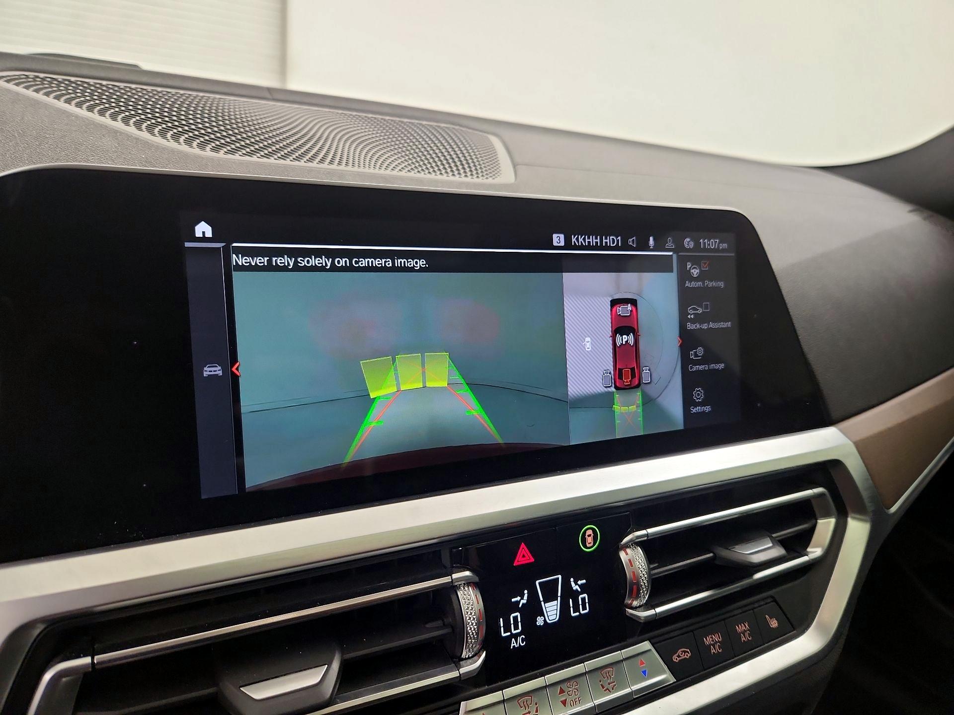 Thumbnail: 2019 BMW 3 Series - 15