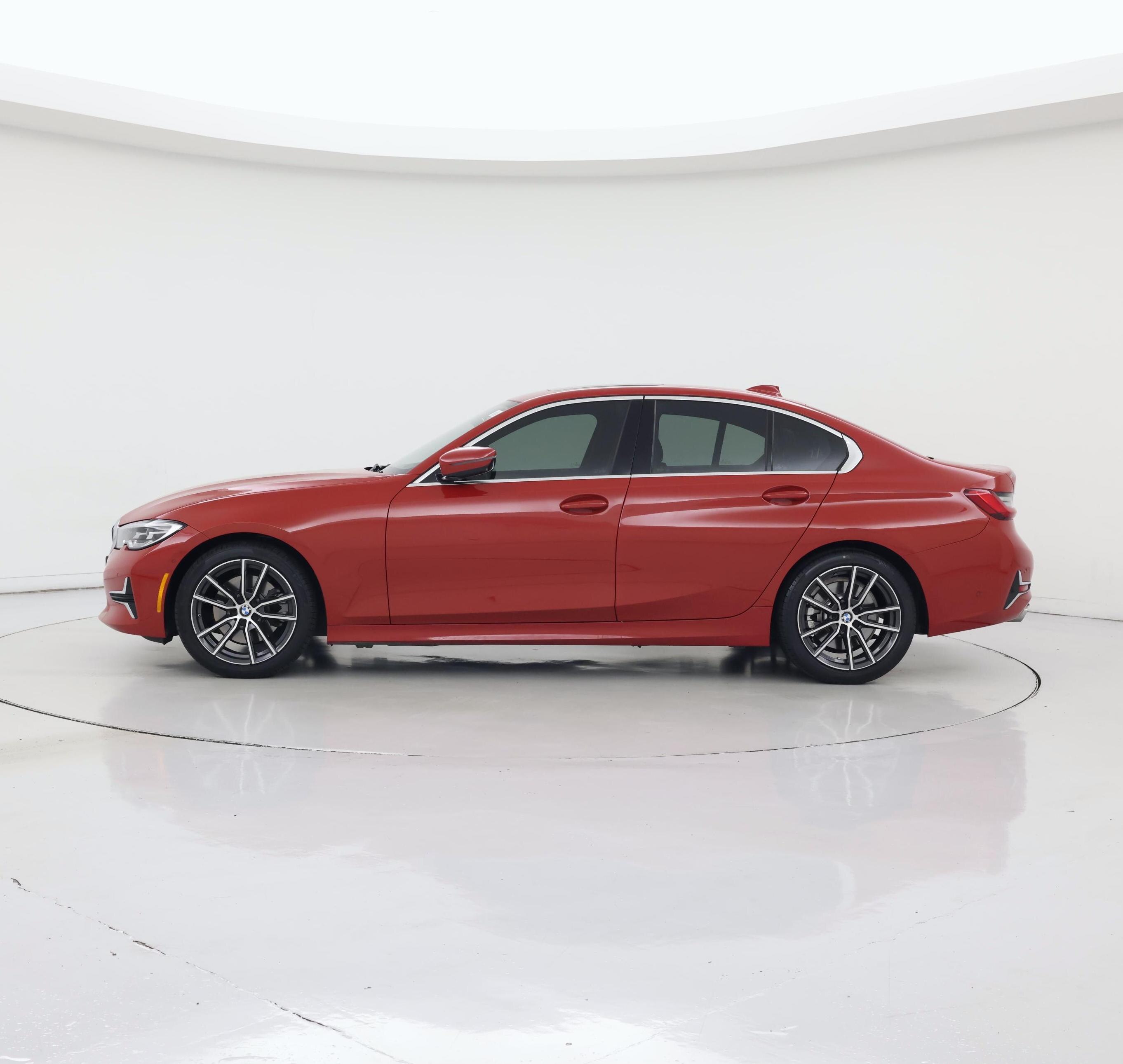 Thumbnail: 2019 BMW 3 Series - 3