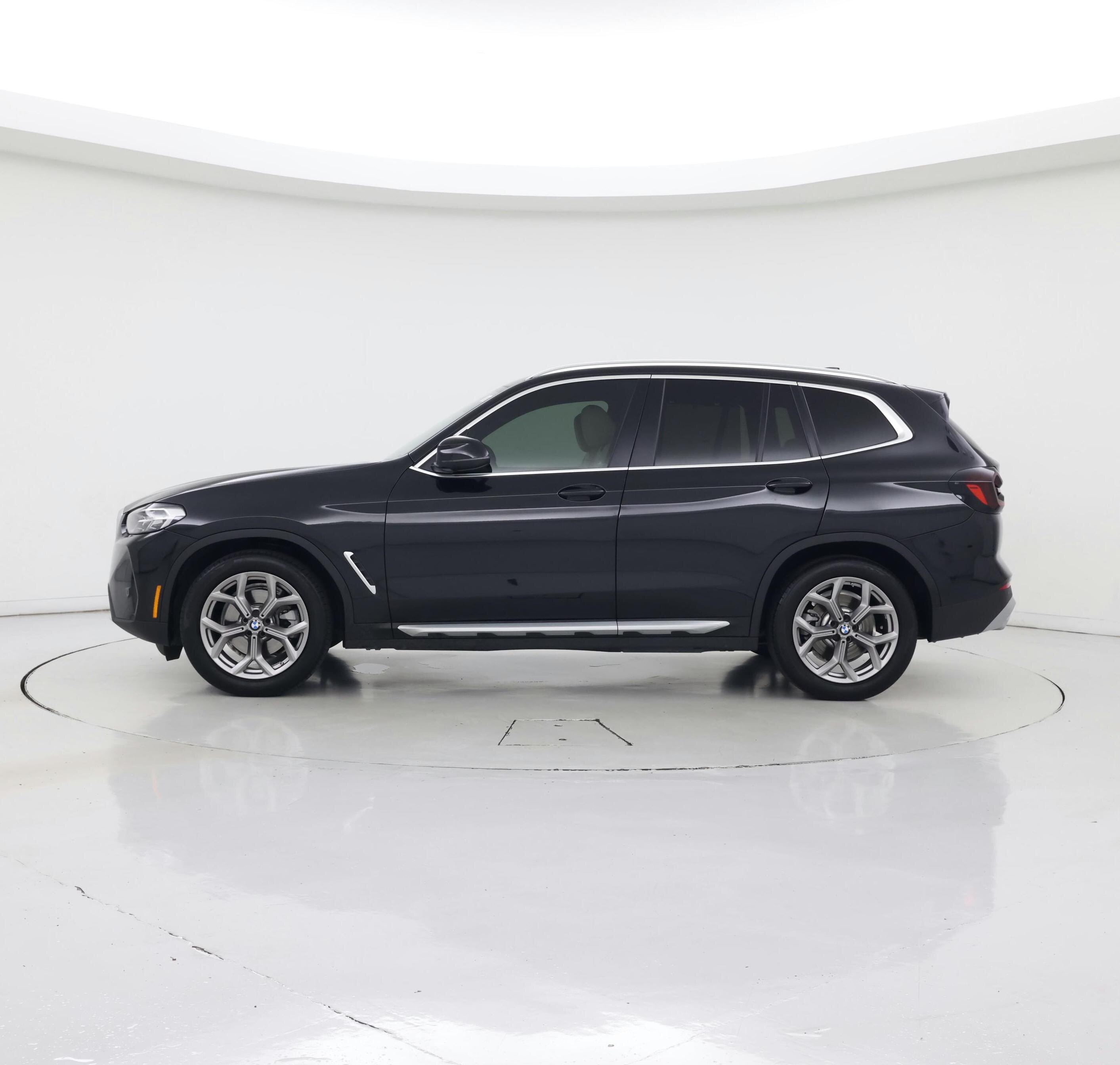 Thumbnail: 2022 BMW X3 - 3