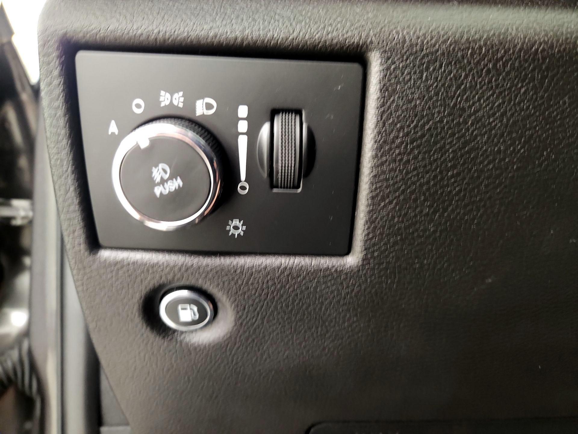 Thumbnail: 2019 Jeep Grand Cherokee - 13