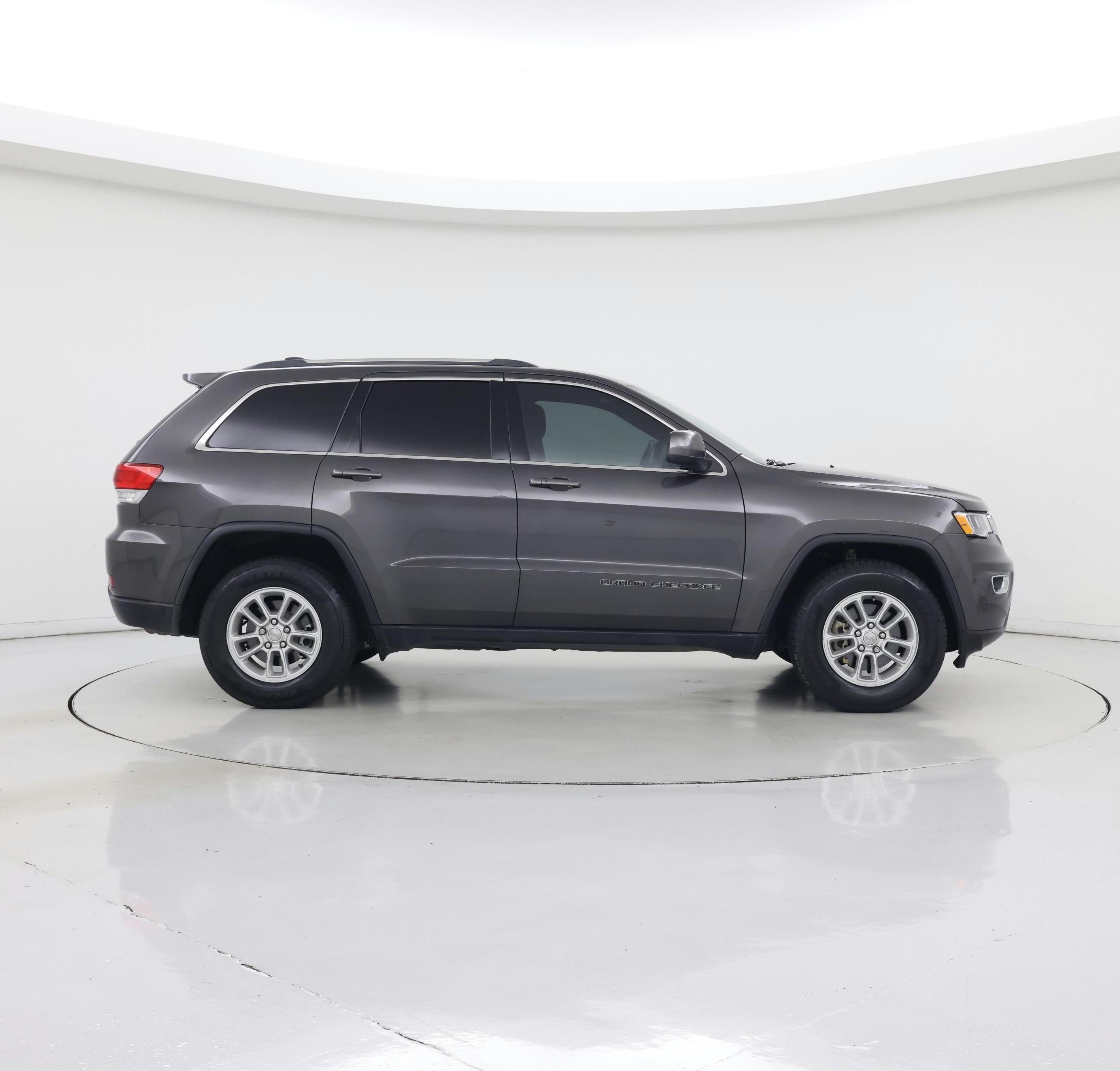 Thumbnail: 2019 Jeep Grand Cherokee - 7