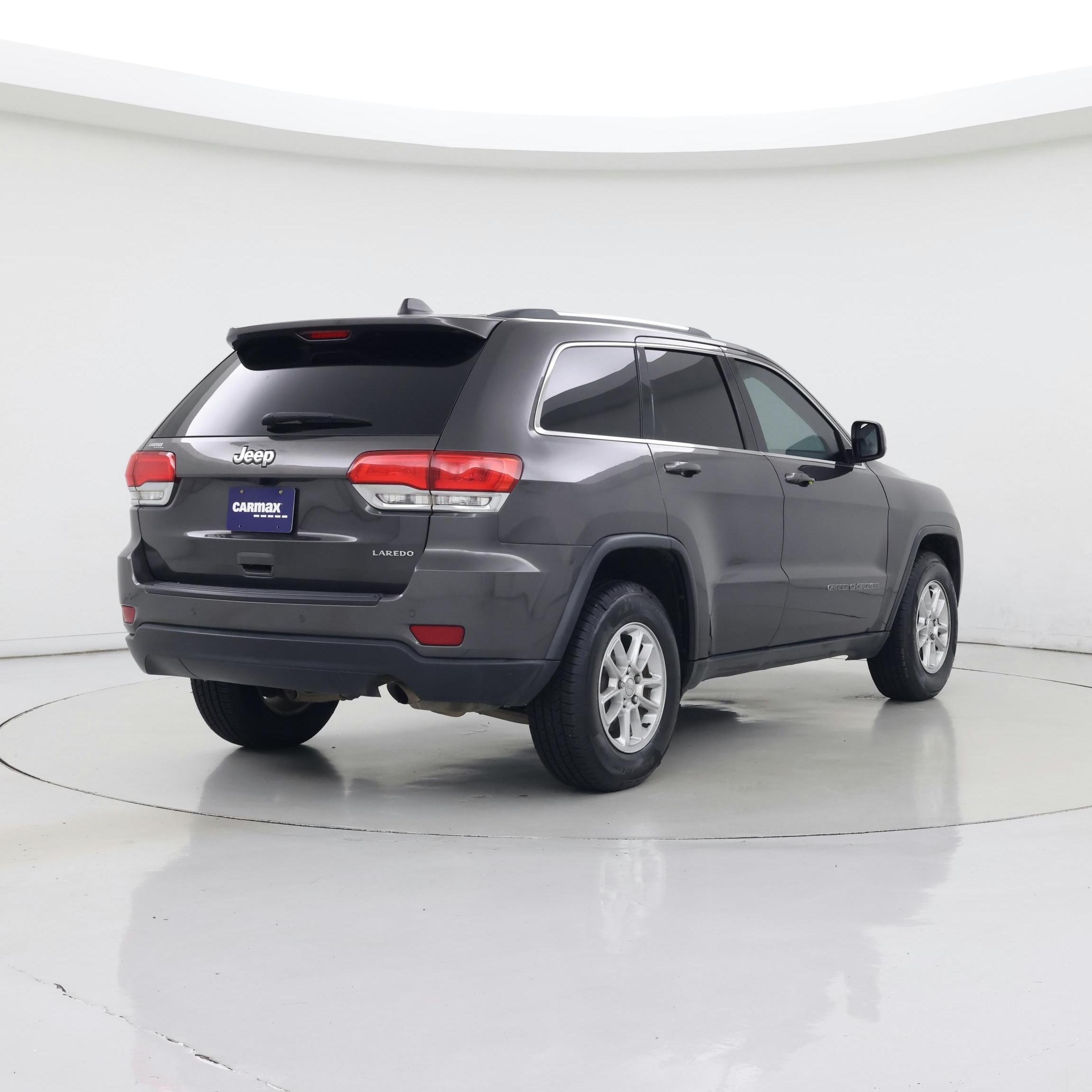 Thumbnail: 2019 Jeep Grand Cherokee - 8