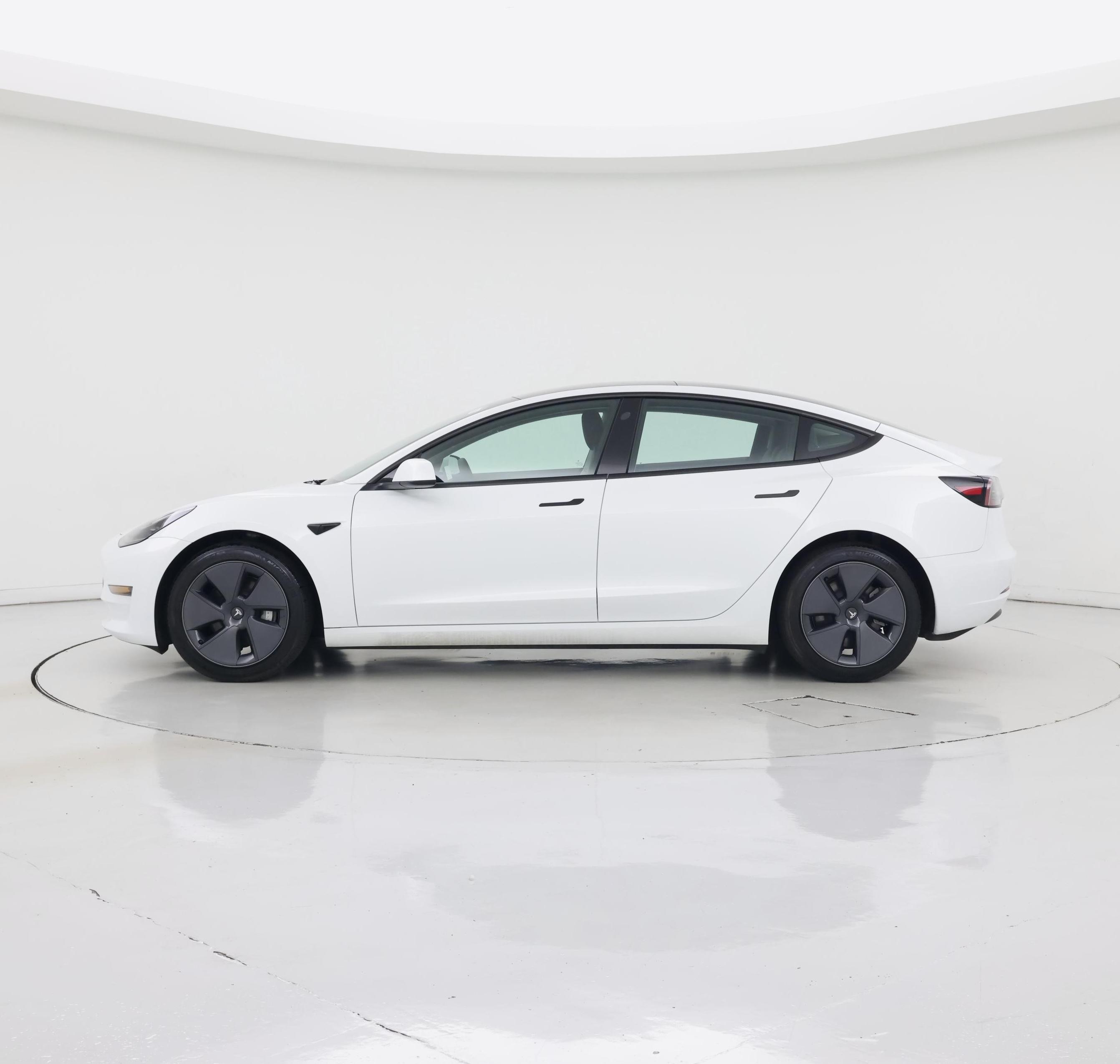 Thumbnail: 2023 Tesla Model 3 - 3