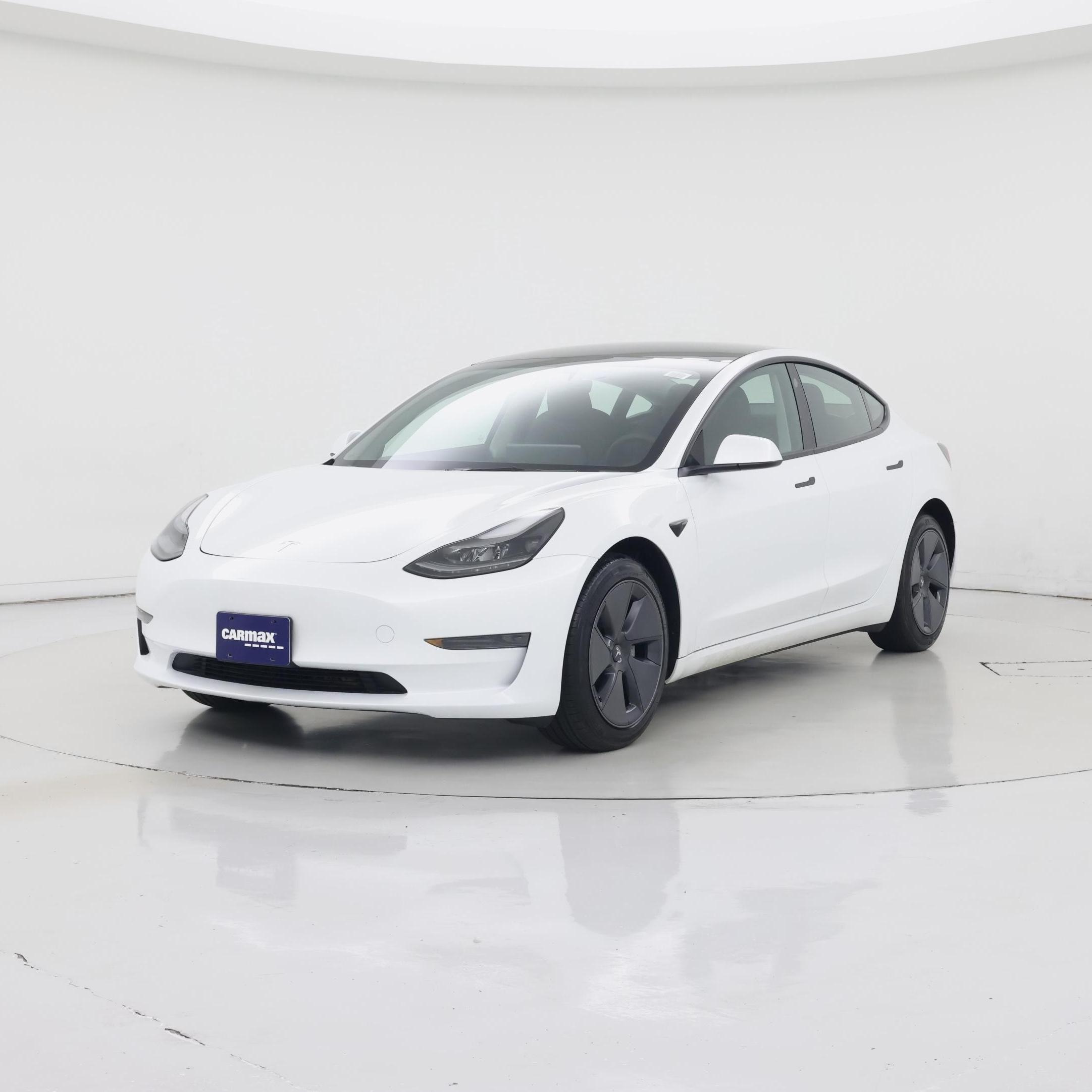 Thumbnail: 2023 Tesla Model 3 - 4