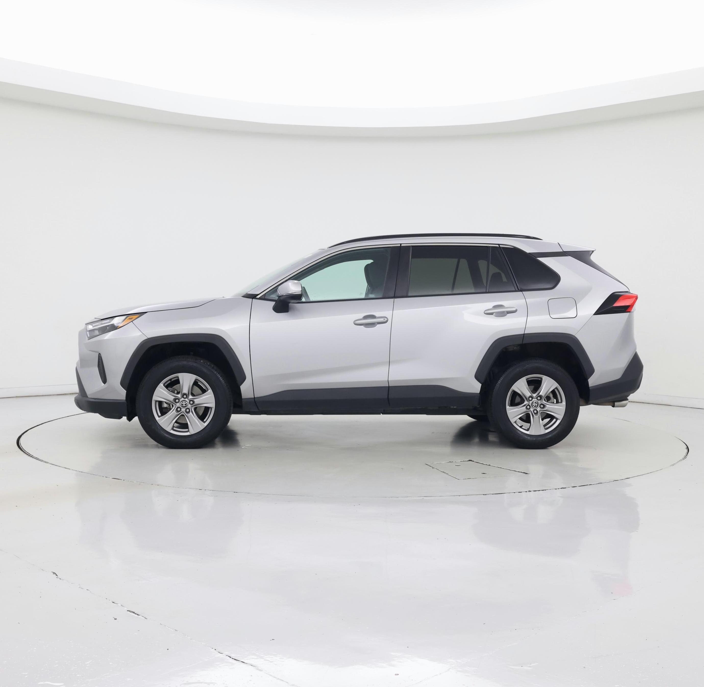 Thumbnail: 2023 Toyota RAV4 - 3