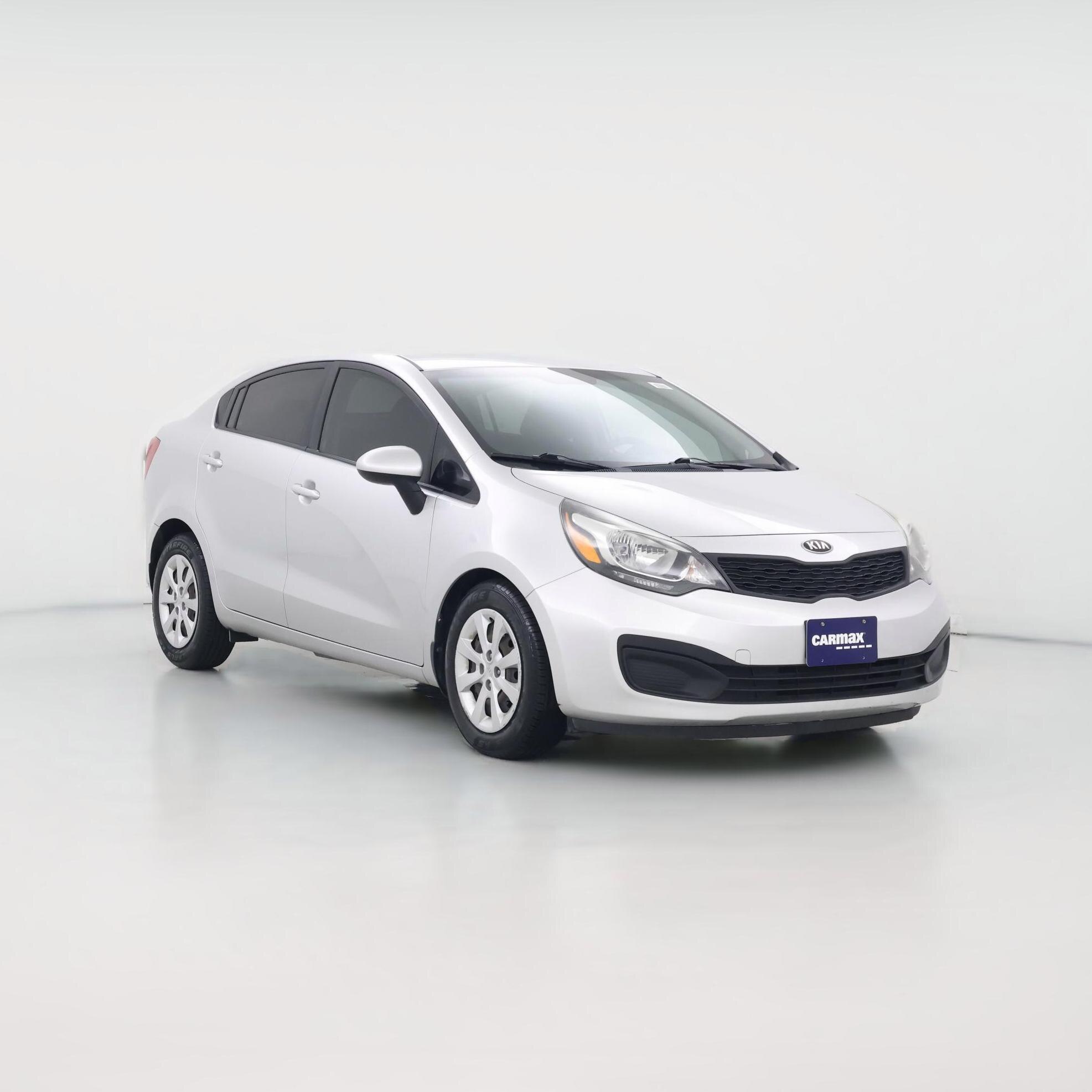 Thumbnail: 2015 Kia Rio - 1