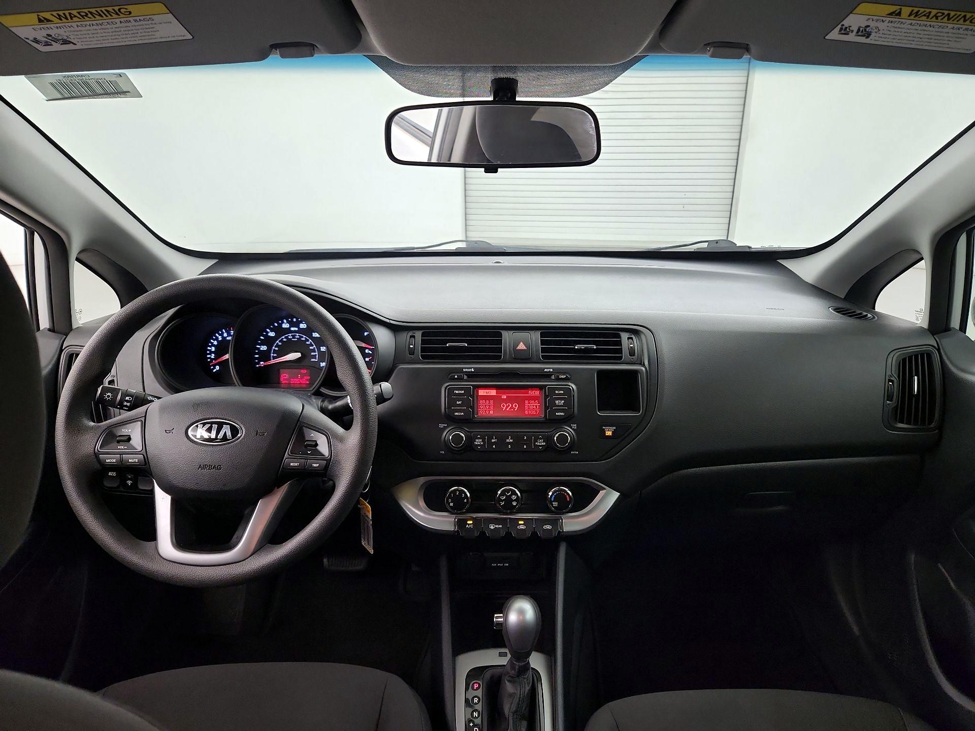 Thumbnail: 2015 Kia Rio - 9