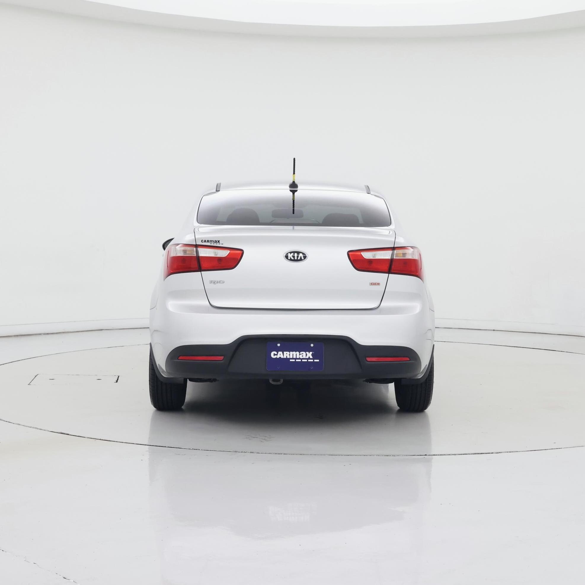 Thumbnail: 2015 Kia Rio - 6