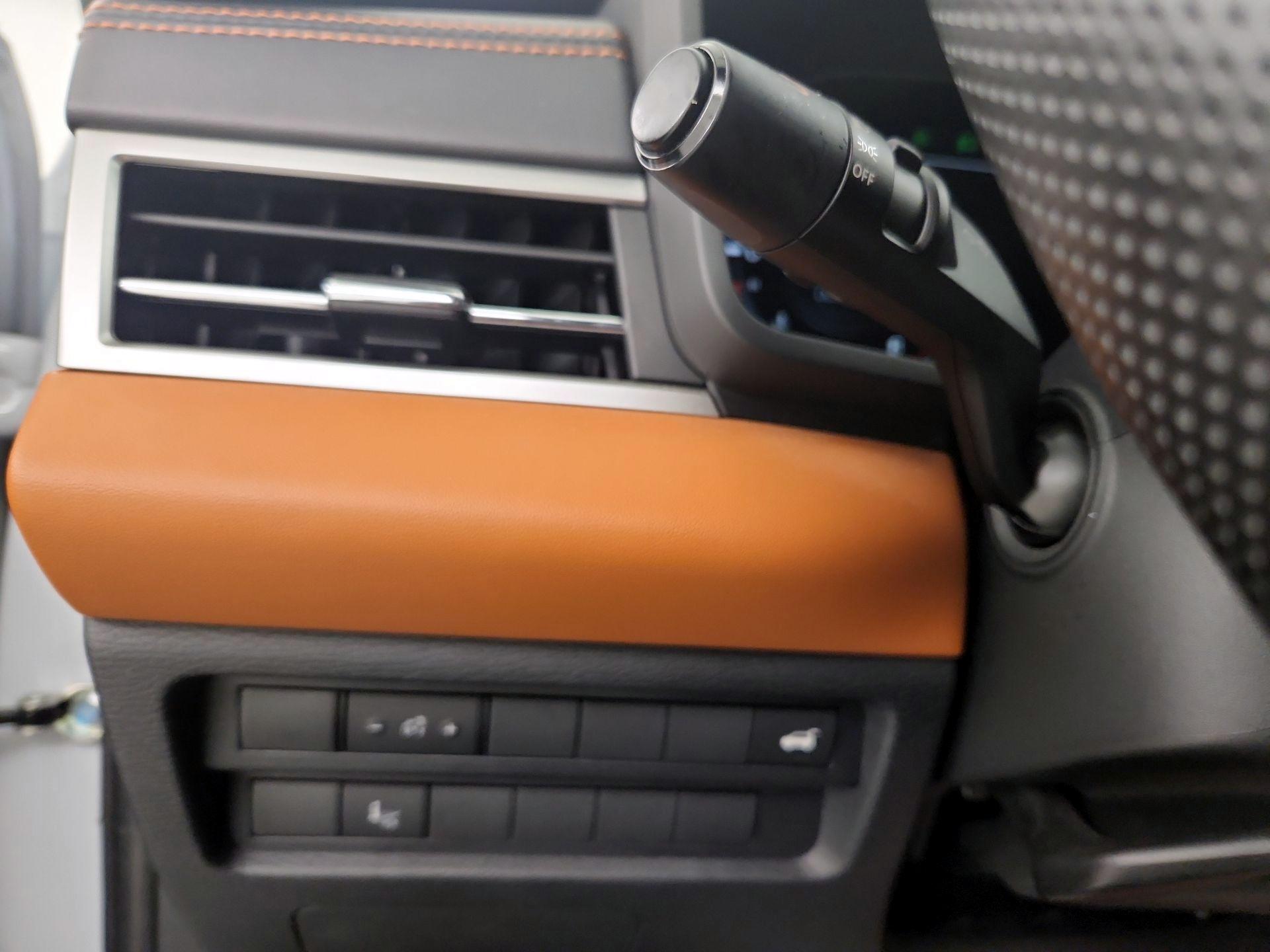 Thumbnail: 2023 Mitsubishi Outlander - 13