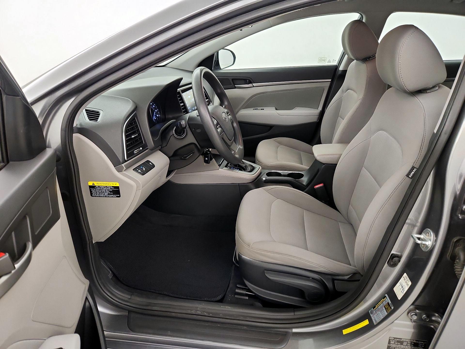 Thumbnail: 2018 Hyundai Elantra - 11