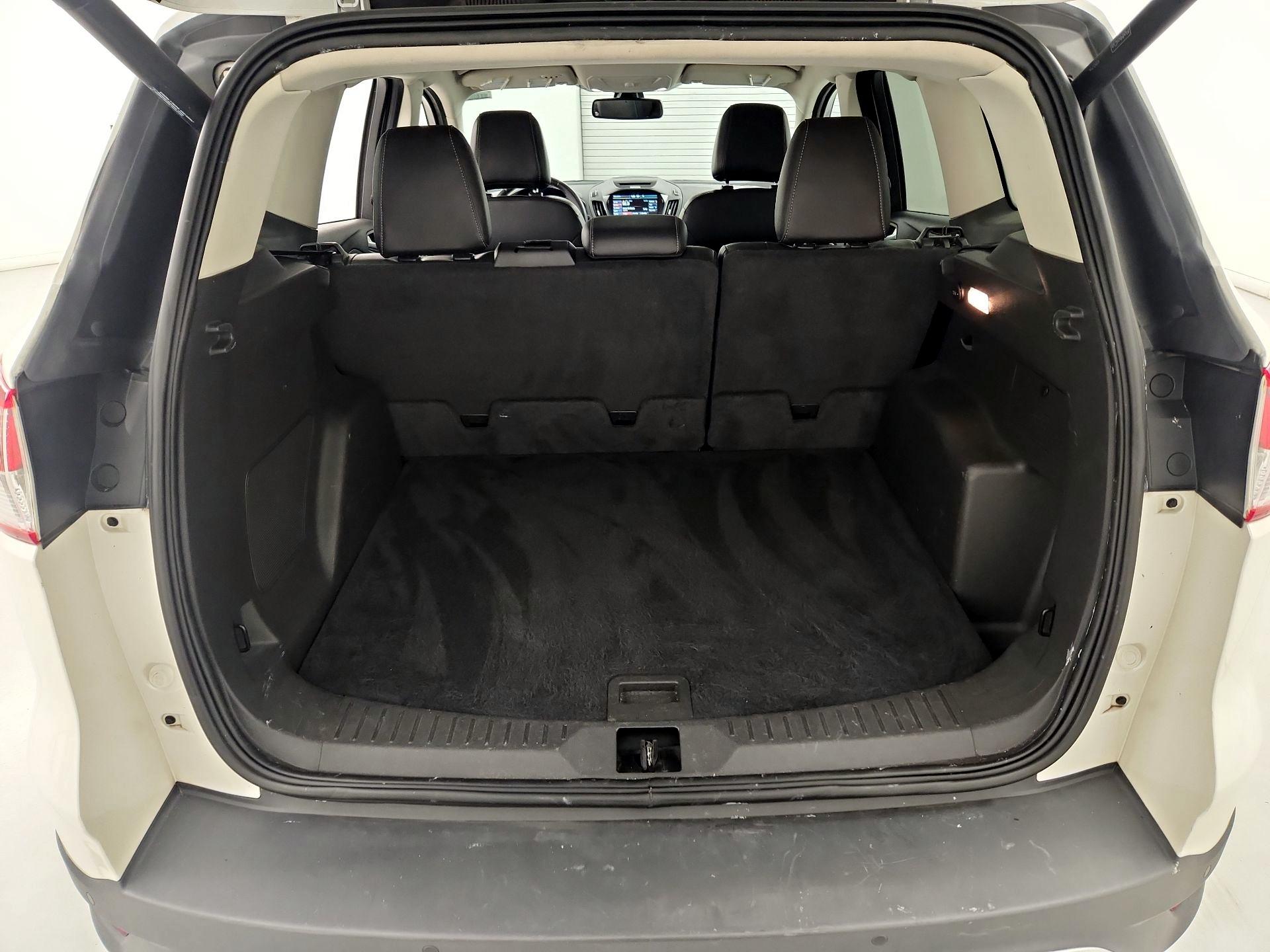 Thumbnail: 2015 Ford Escape - 20