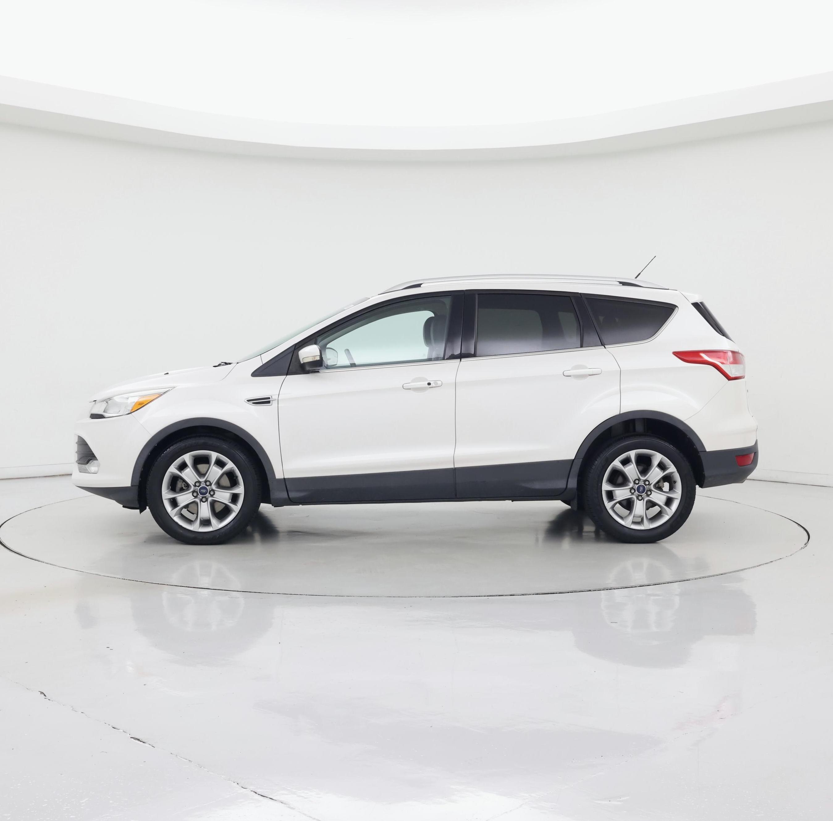 Thumbnail: 2015 Ford Escape - 3