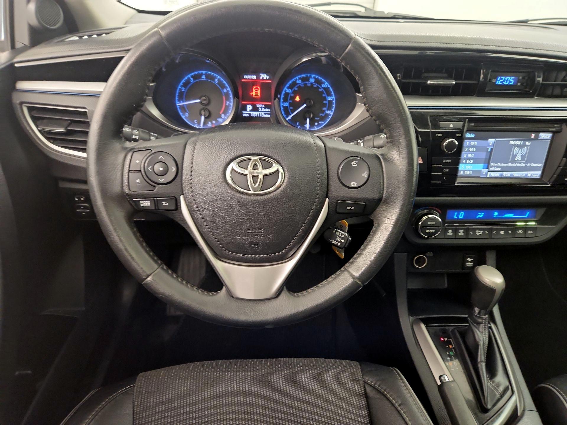 Thumbnail: 2014 Toyota Corolla - 10