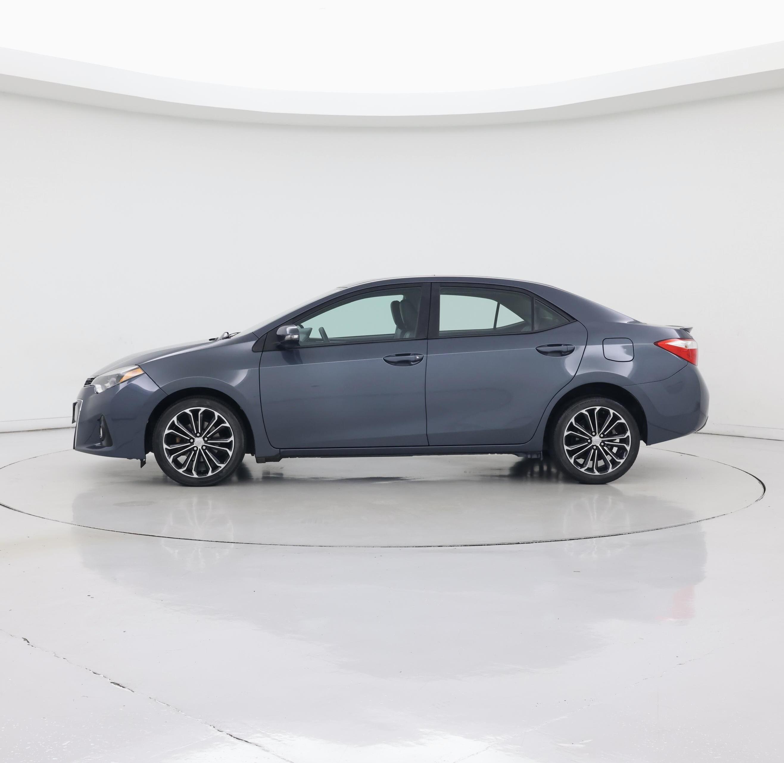 Thumbnail: 2014 Toyota Corolla - 3