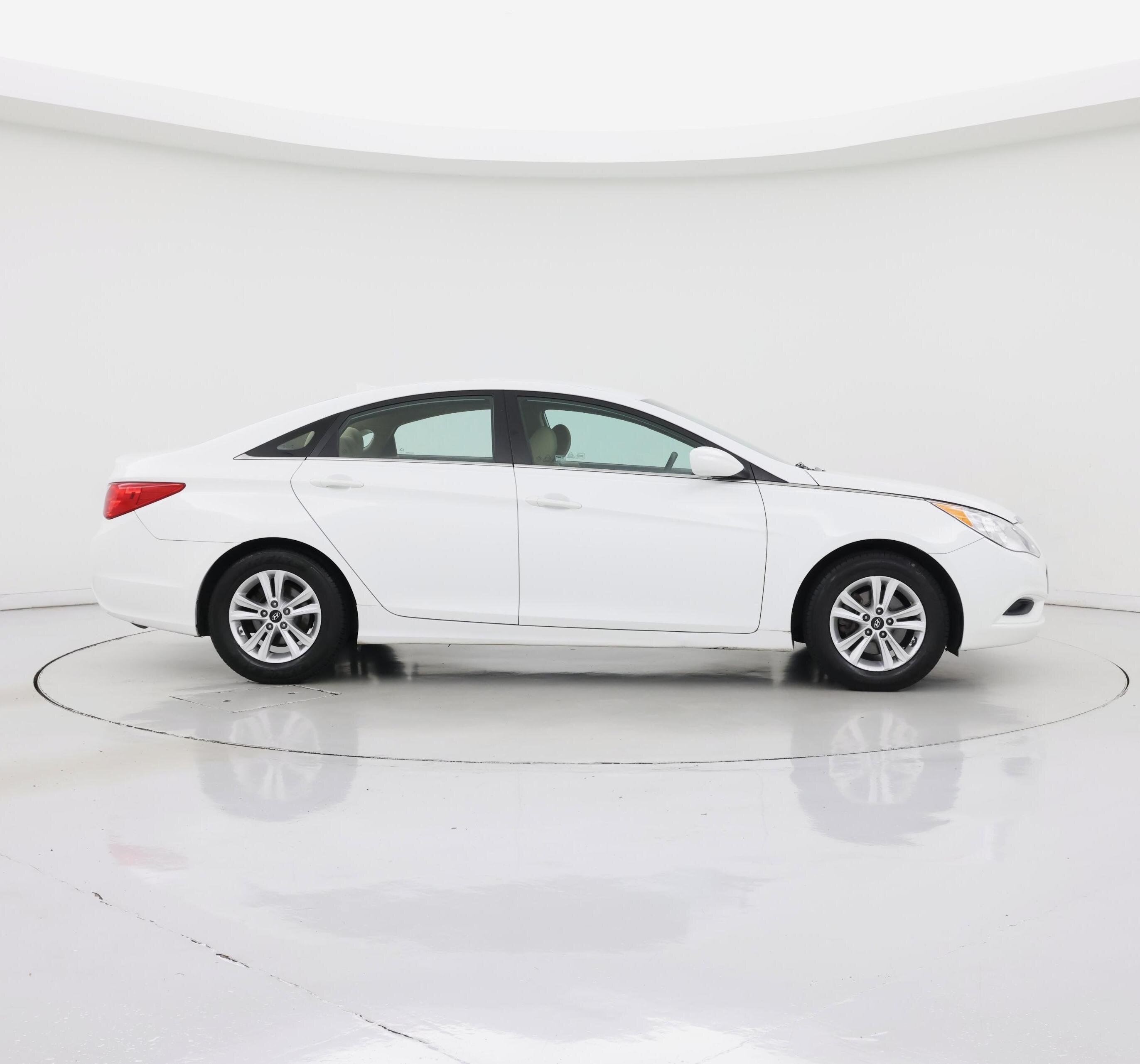 Thumbnail: 2013 Hyundai Sonata - 7