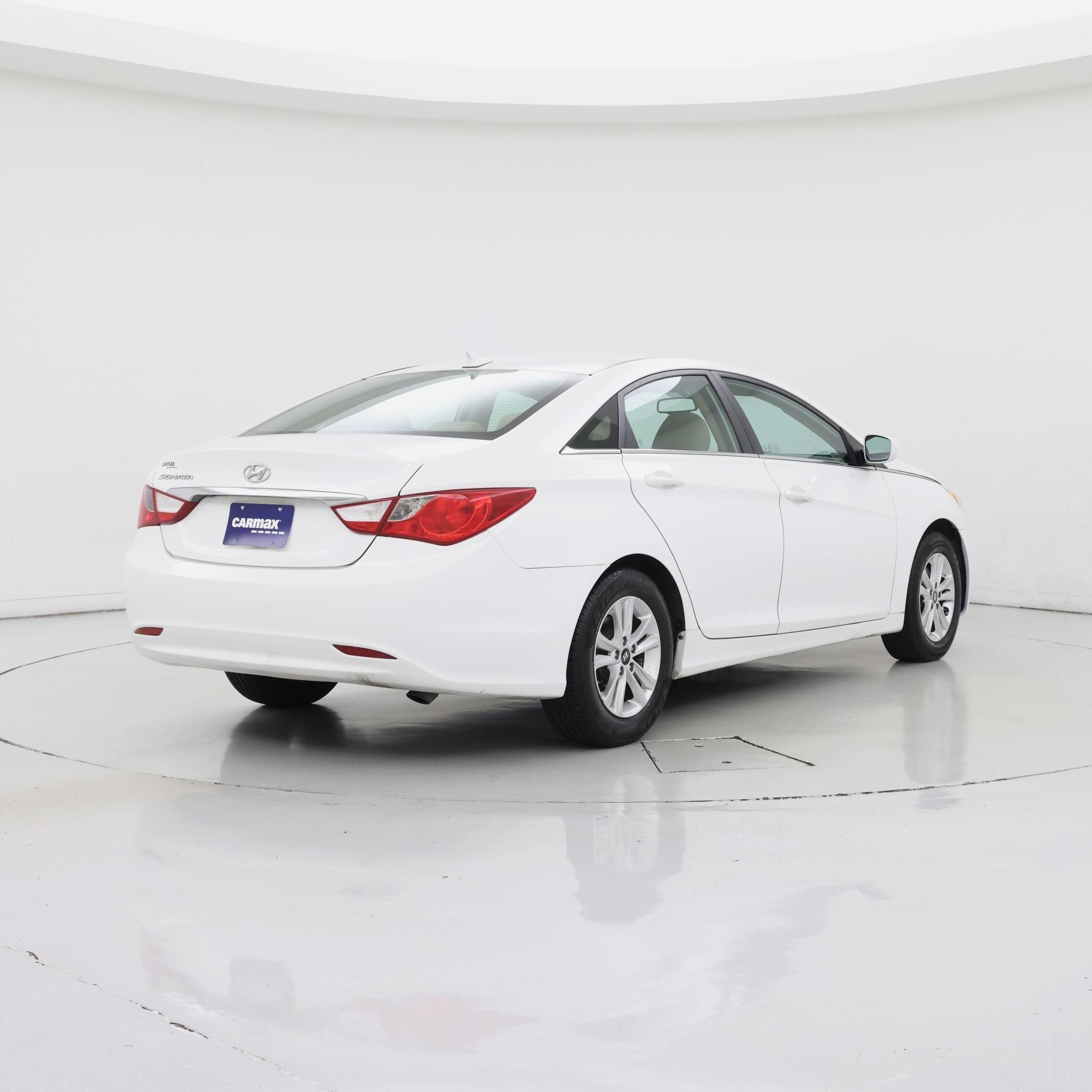 Thumbnail: 2013 Hyundai Sonata - 8