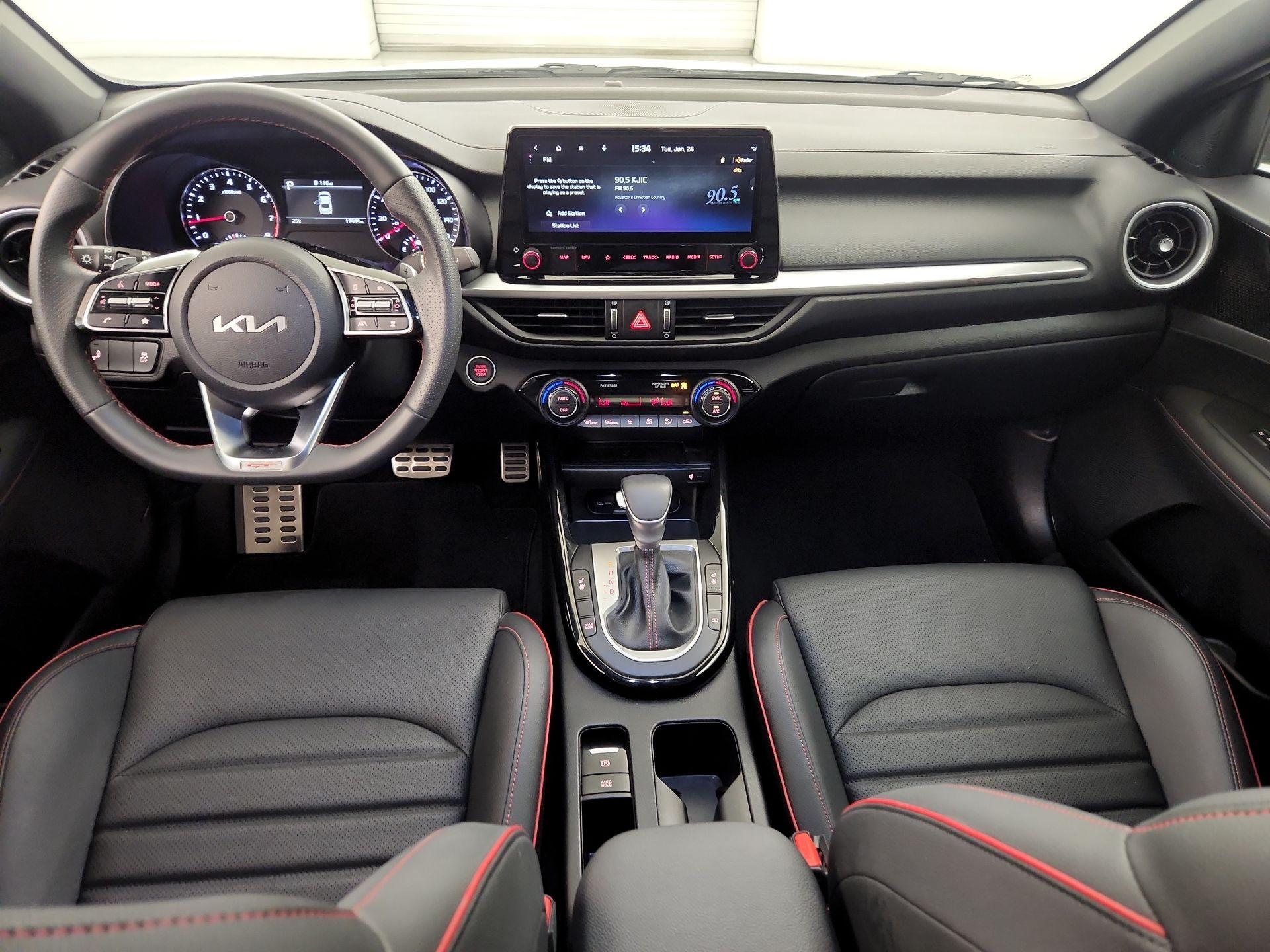 Thumbnail: 2024 Kia Forte - 9