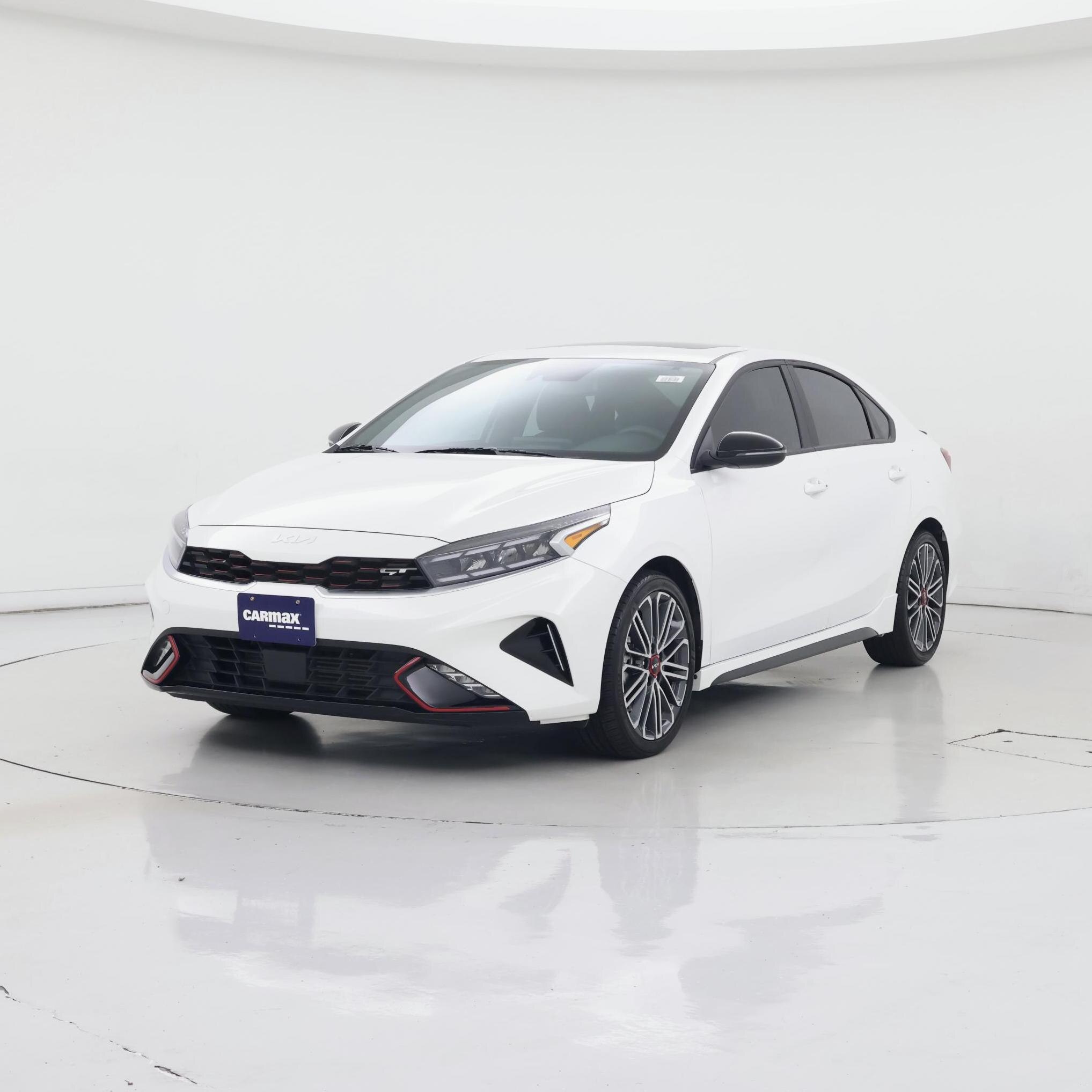 Thumbnail: 2024 Kia Forte - 4