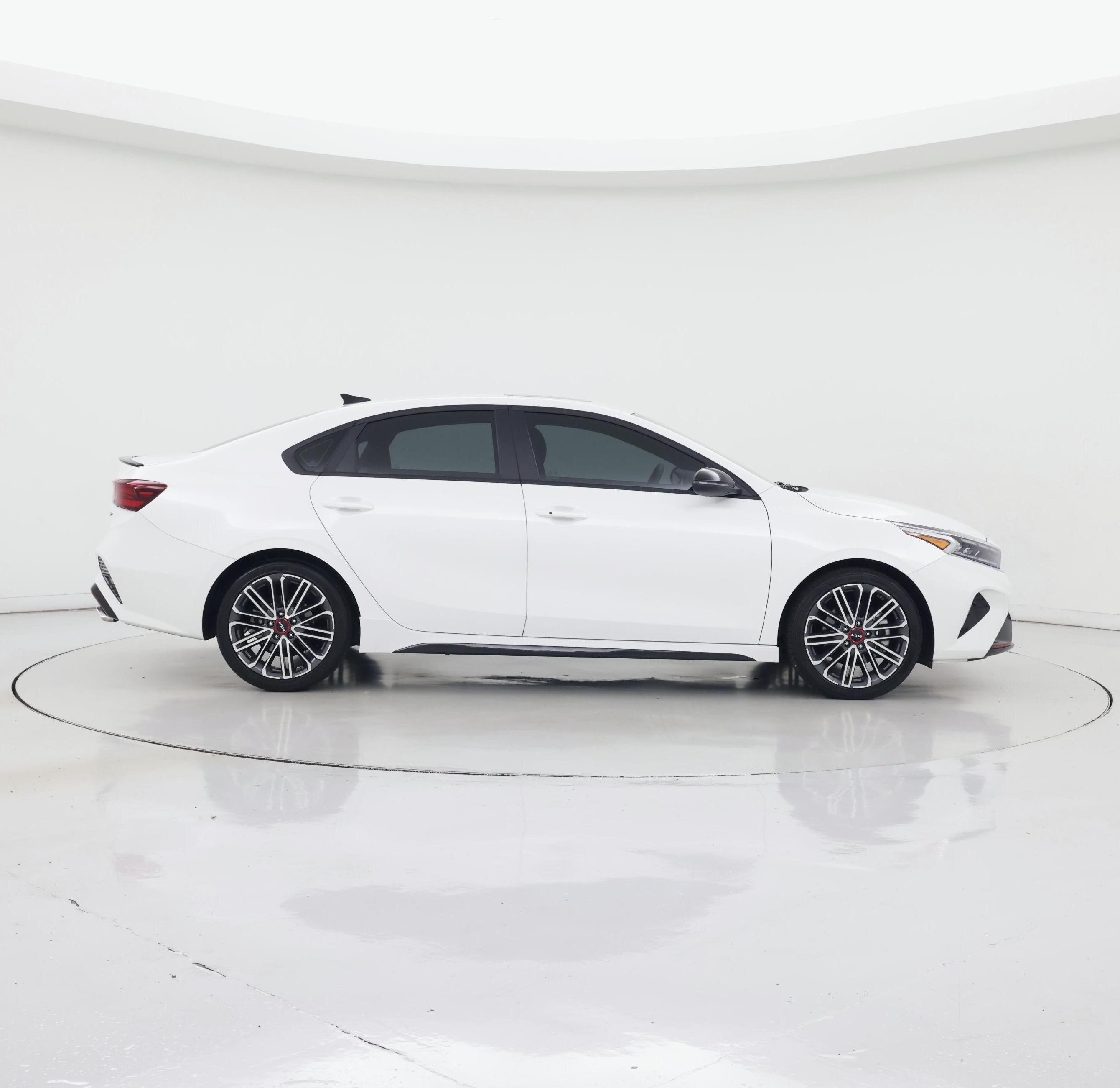 Thumbnail: 2024 Kia Forte - 7