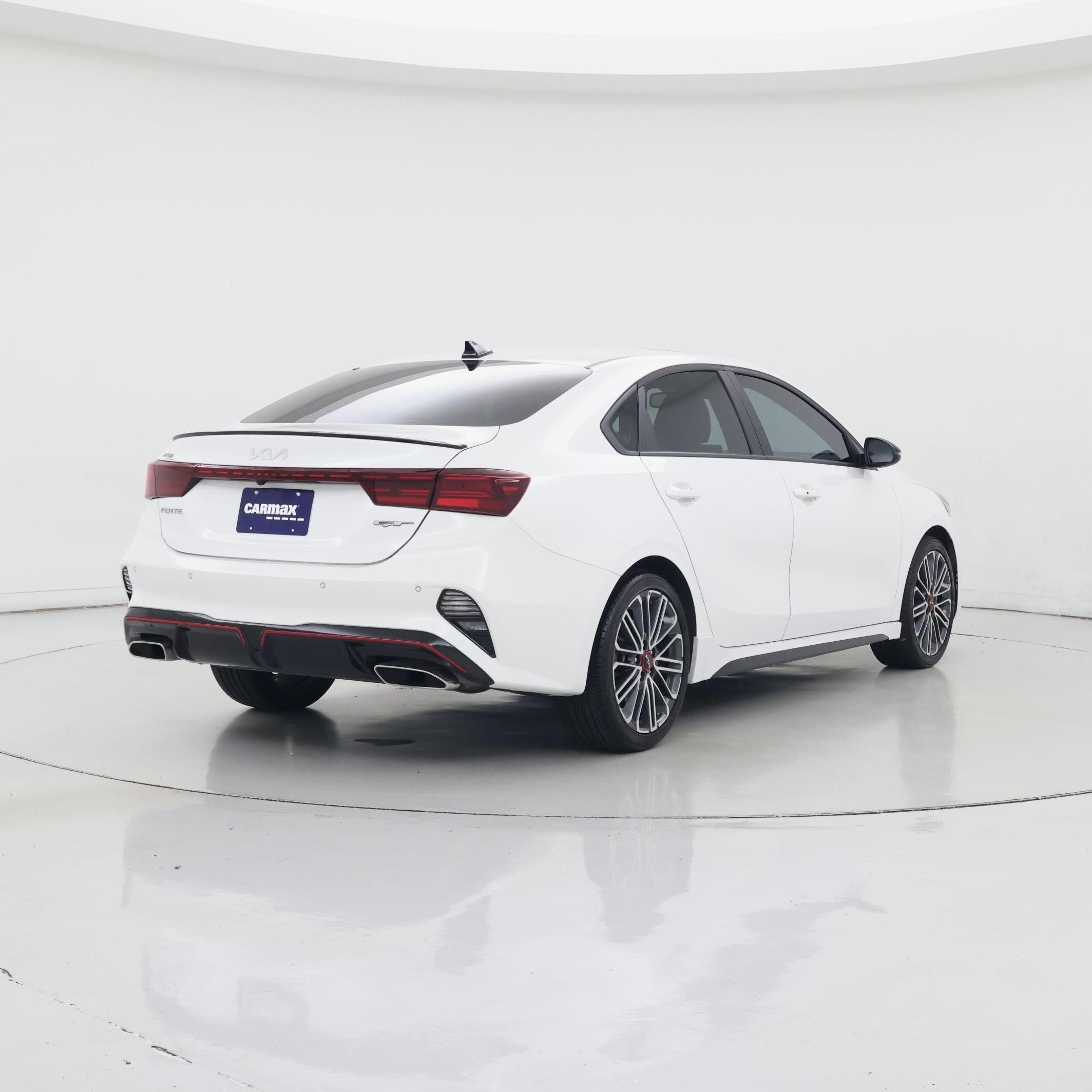 Thumbnail: 2024 Kia Forte - 8