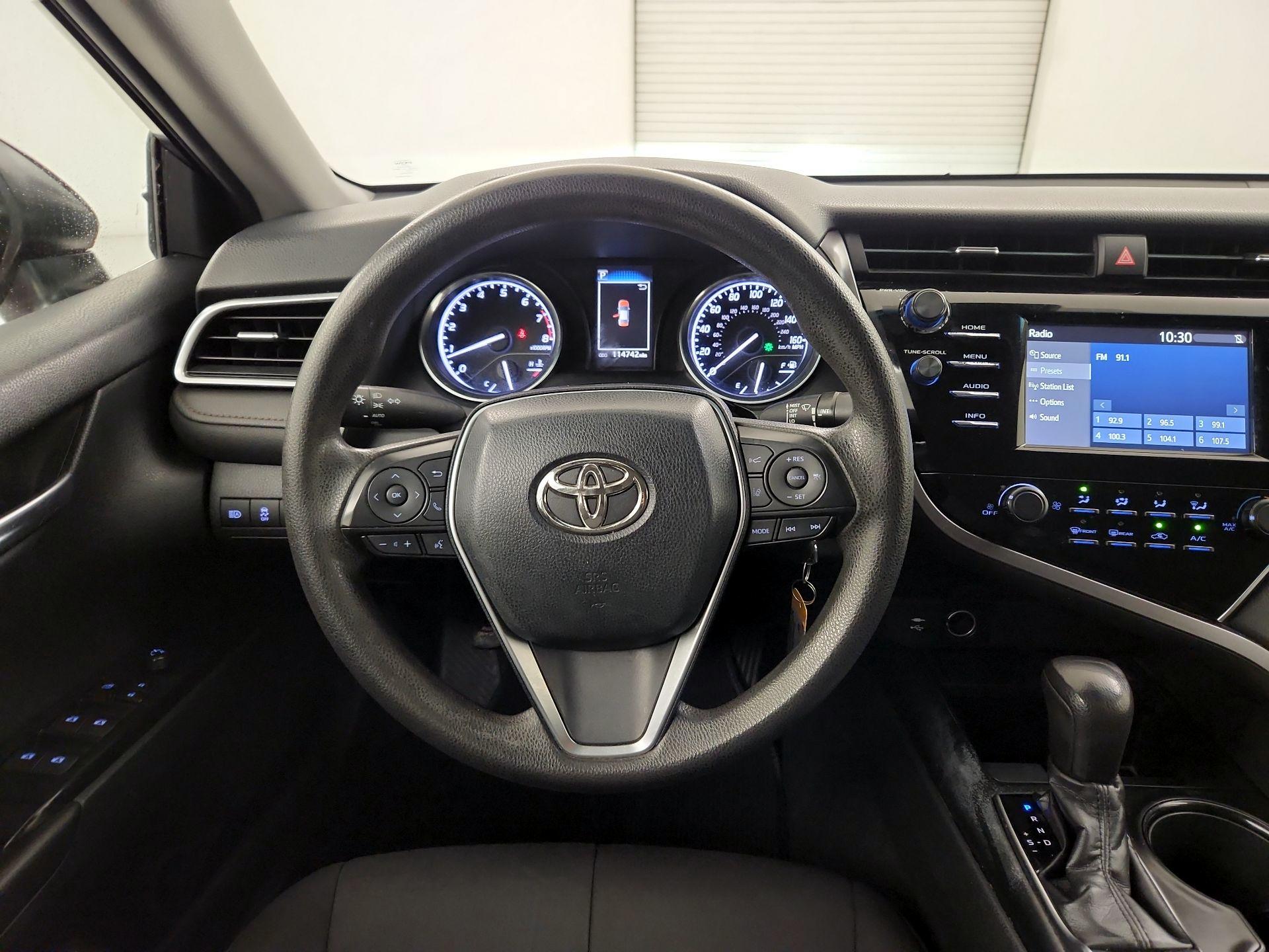 Thumbnail: 2018 Toyota Camry - 10