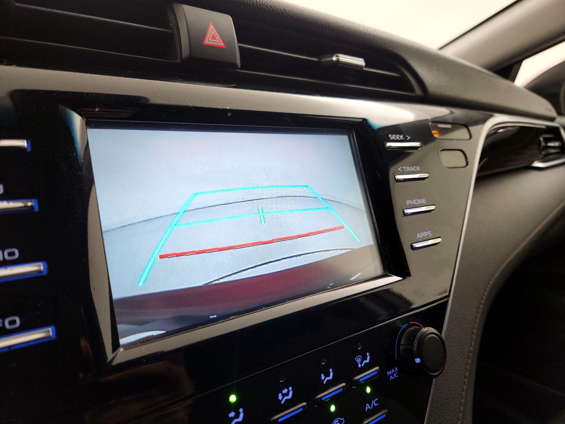 Thumbnail: 2018 Toyota Camry - 14