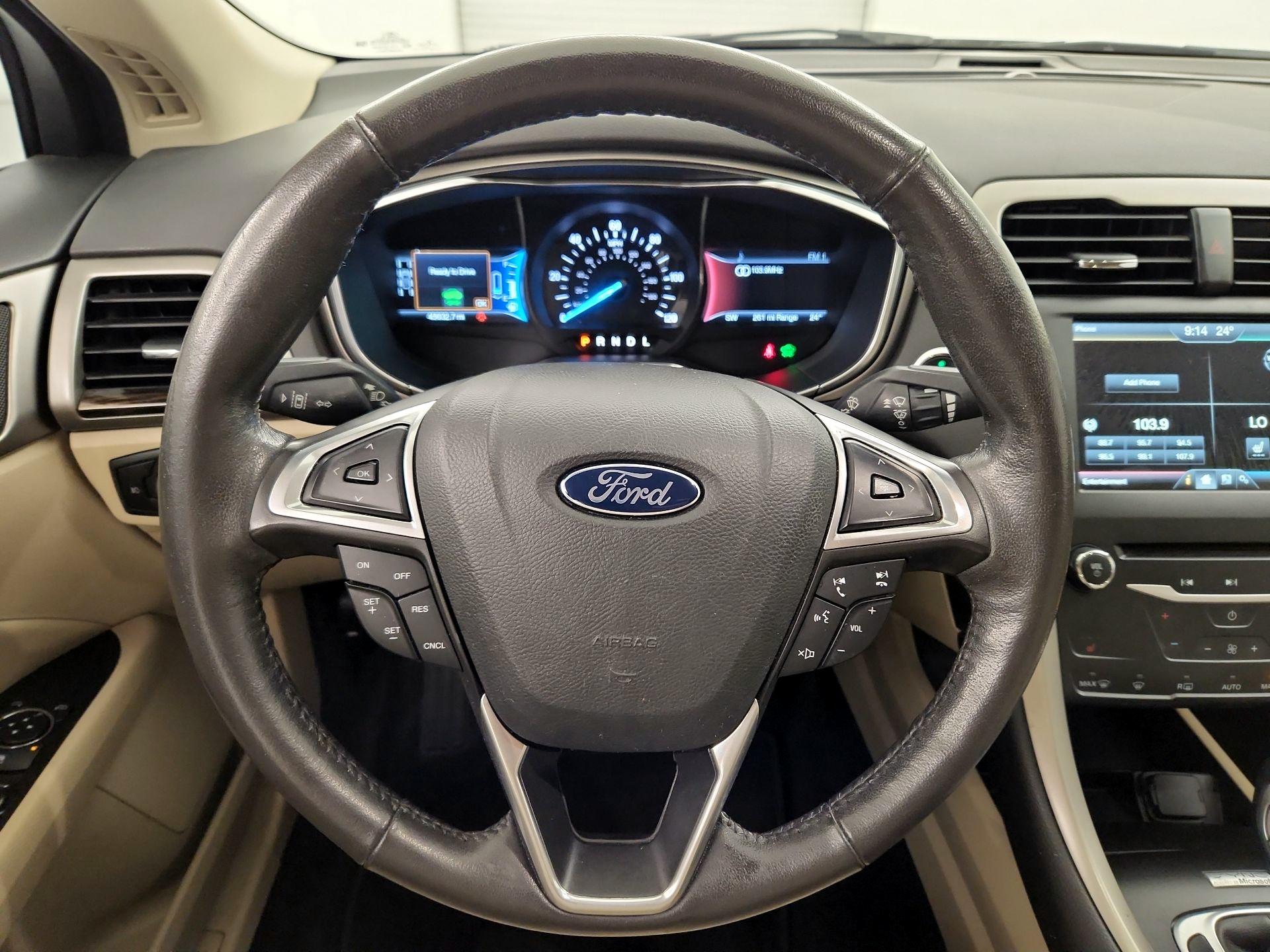 Thumbnail: 2015 Ford Fusion - 10