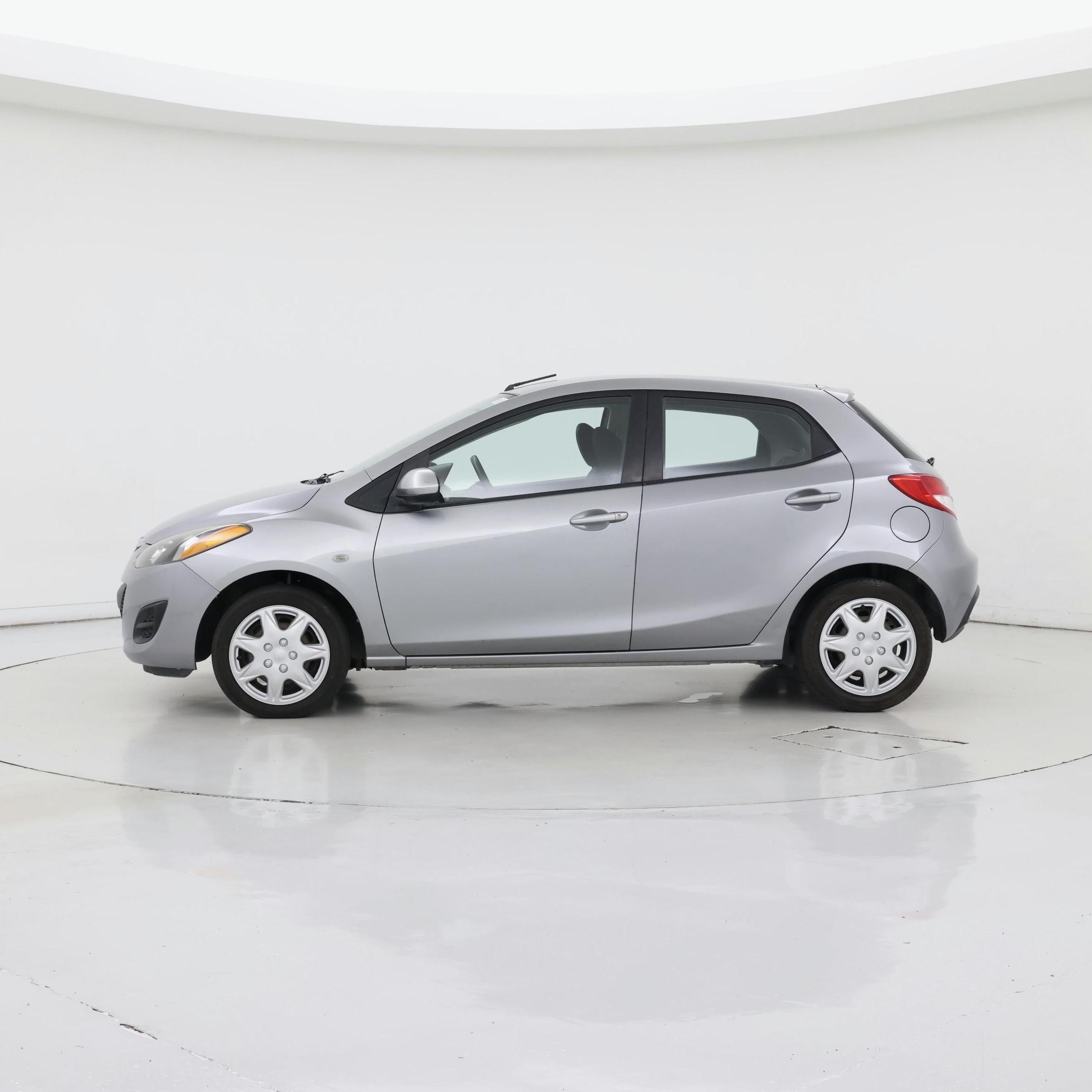 Thumbnail: 2013 Mazda Mazda2 - 3