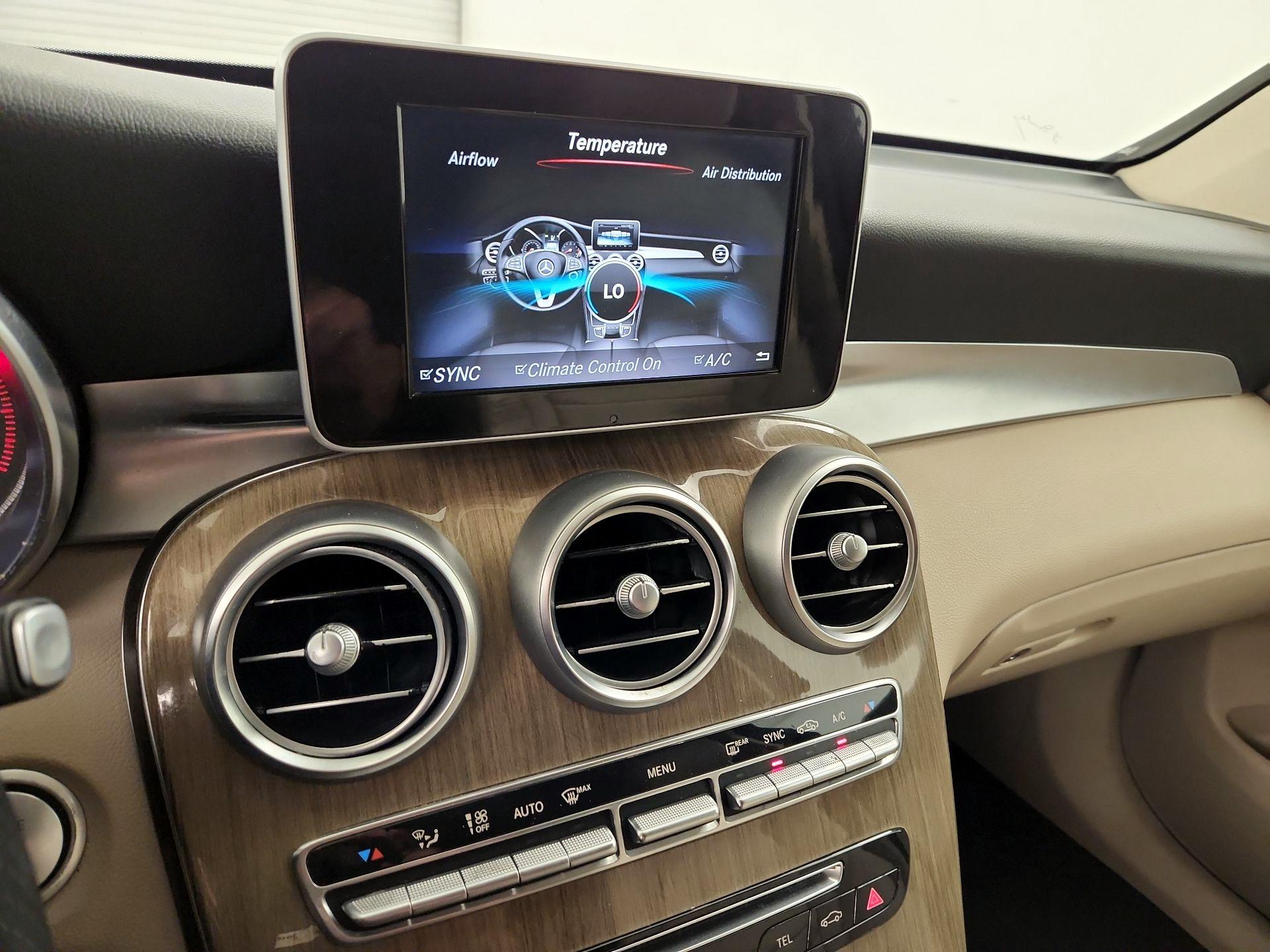 Thumbnail: 2018 Mercedes-Benz GLC - 16