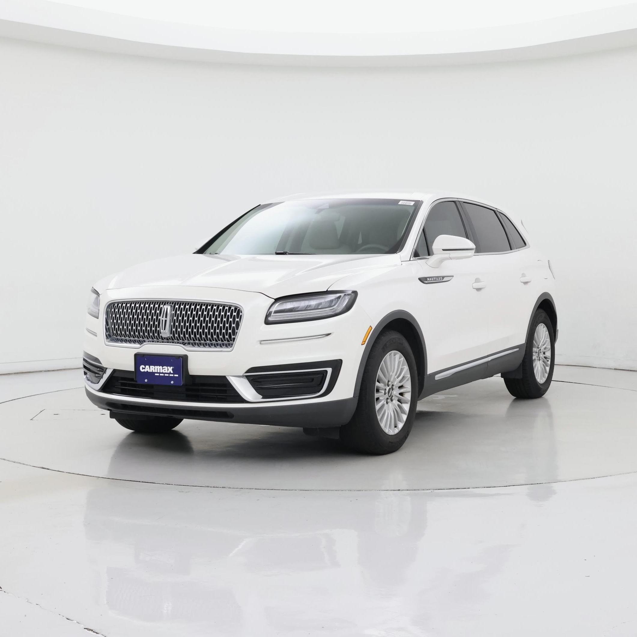 Thumbnail: 2019 Lincoln Nautilus - 4