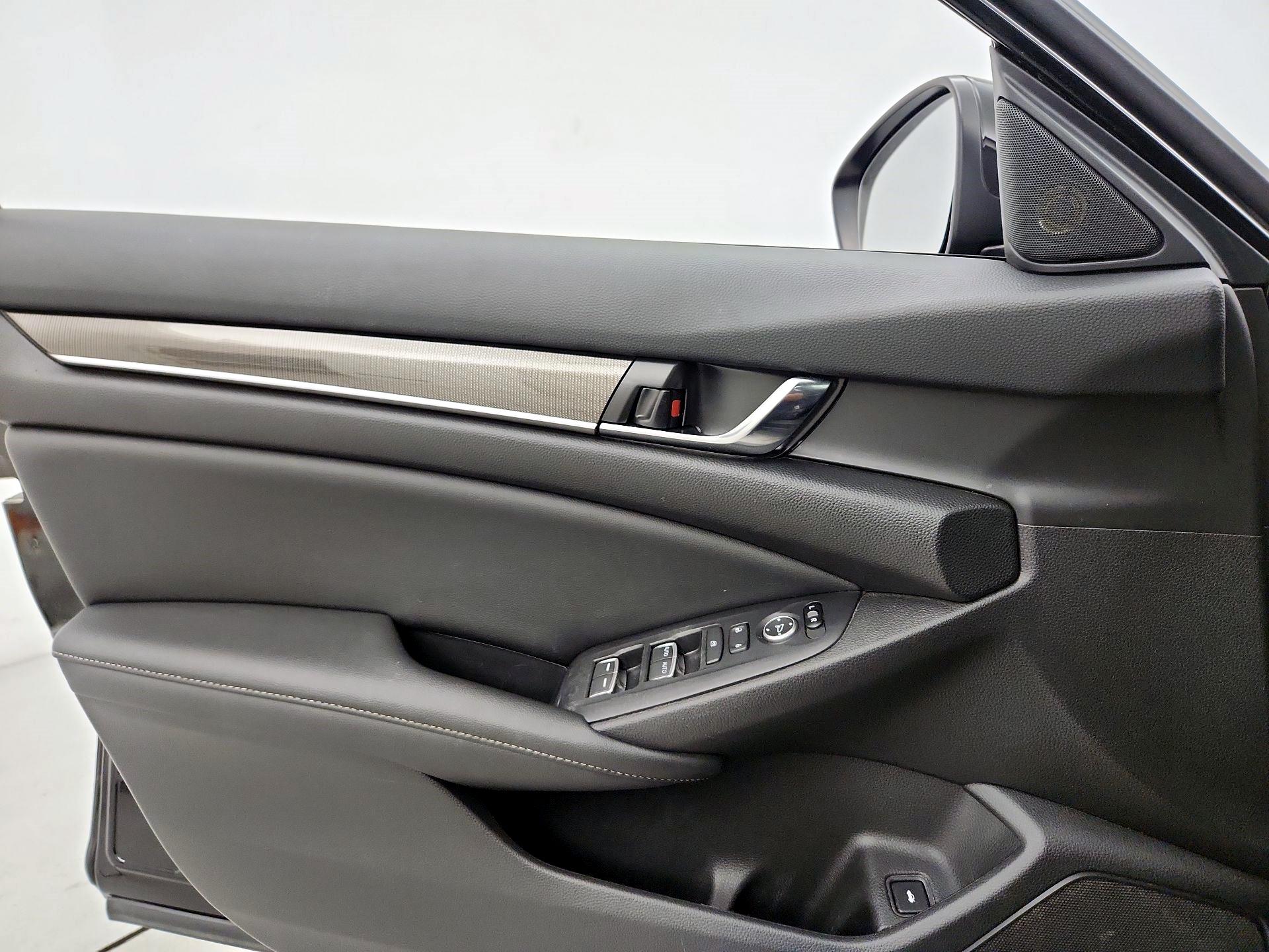 Thumbnail: 2021 Honda Accord - 12