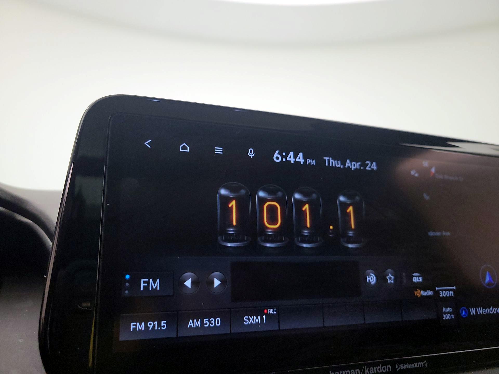 Thumbnail: 2022 Hyundai Santa Fe - 16