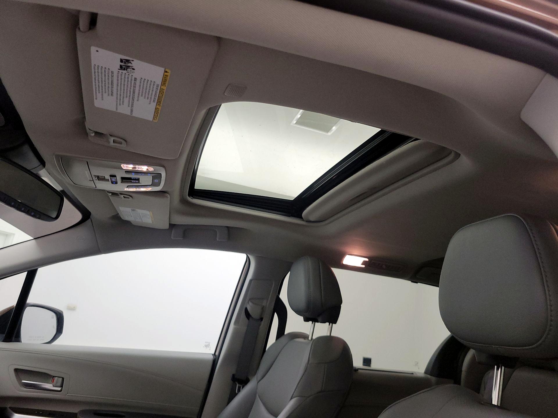 Thumbnail: 2022 Toyota Sienna - 20